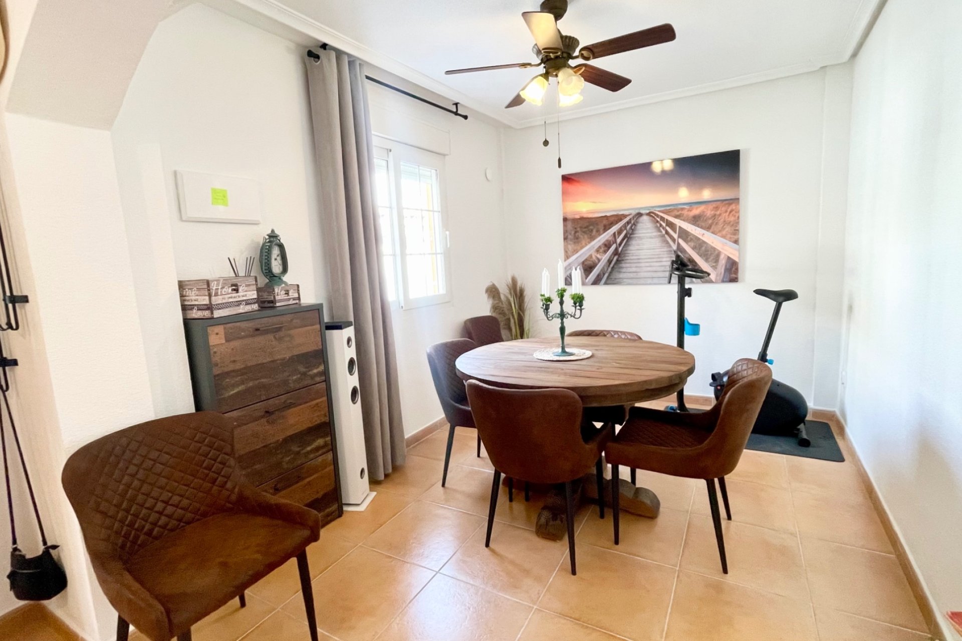 Resale - Townhouse -
Los Altos