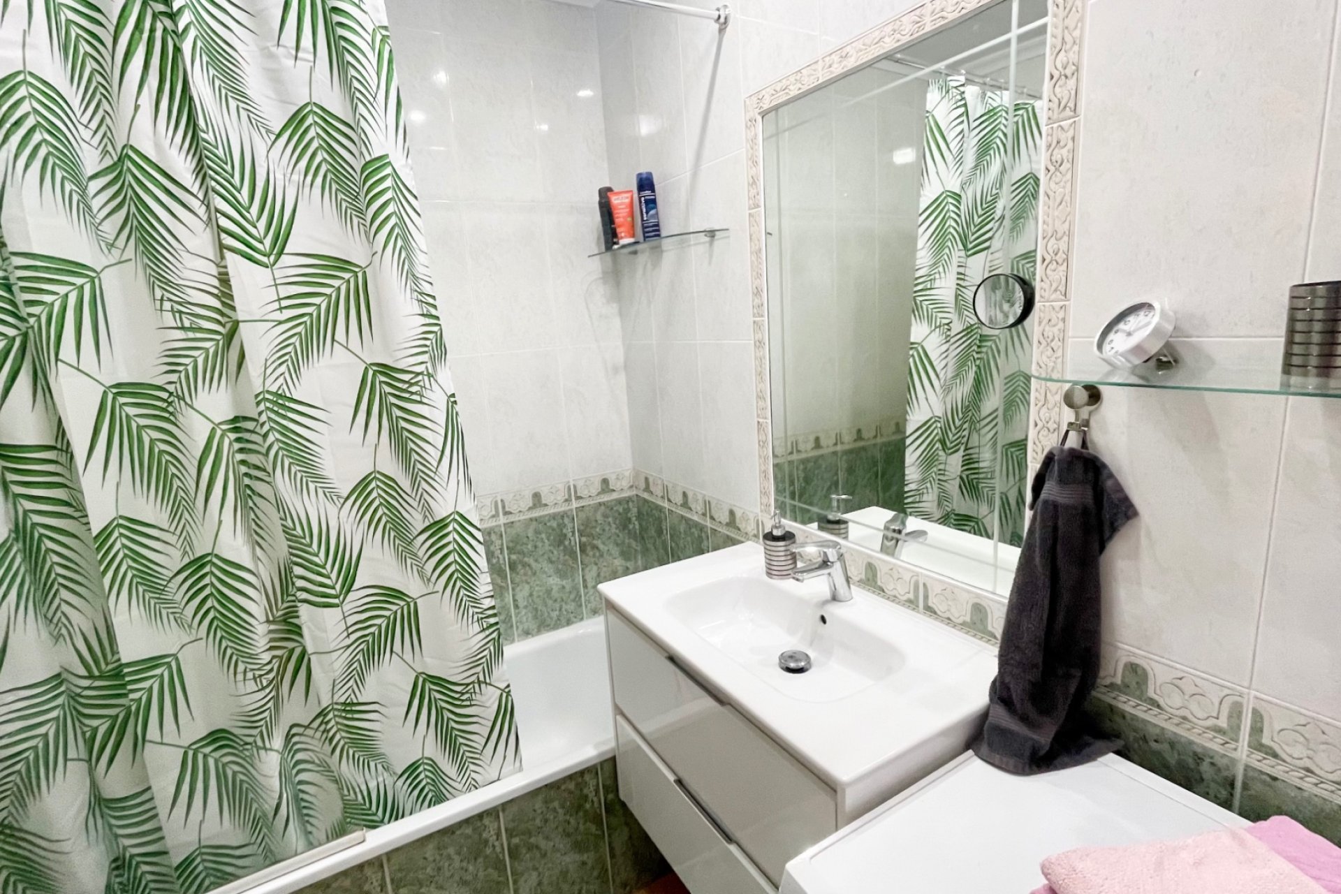 Resale - Townhouse -
Los Altos