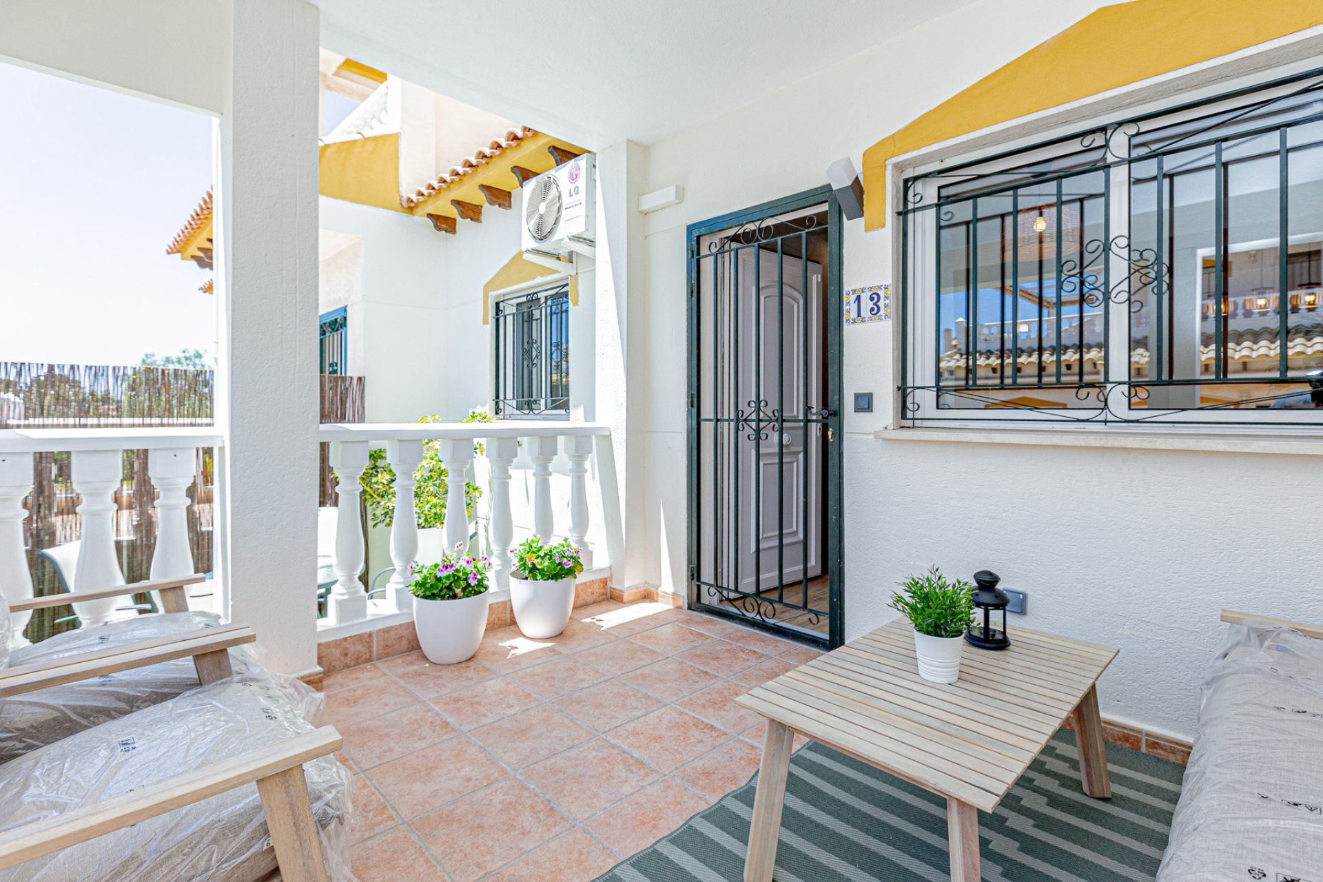 Resale - Townhouse -
Los Altos