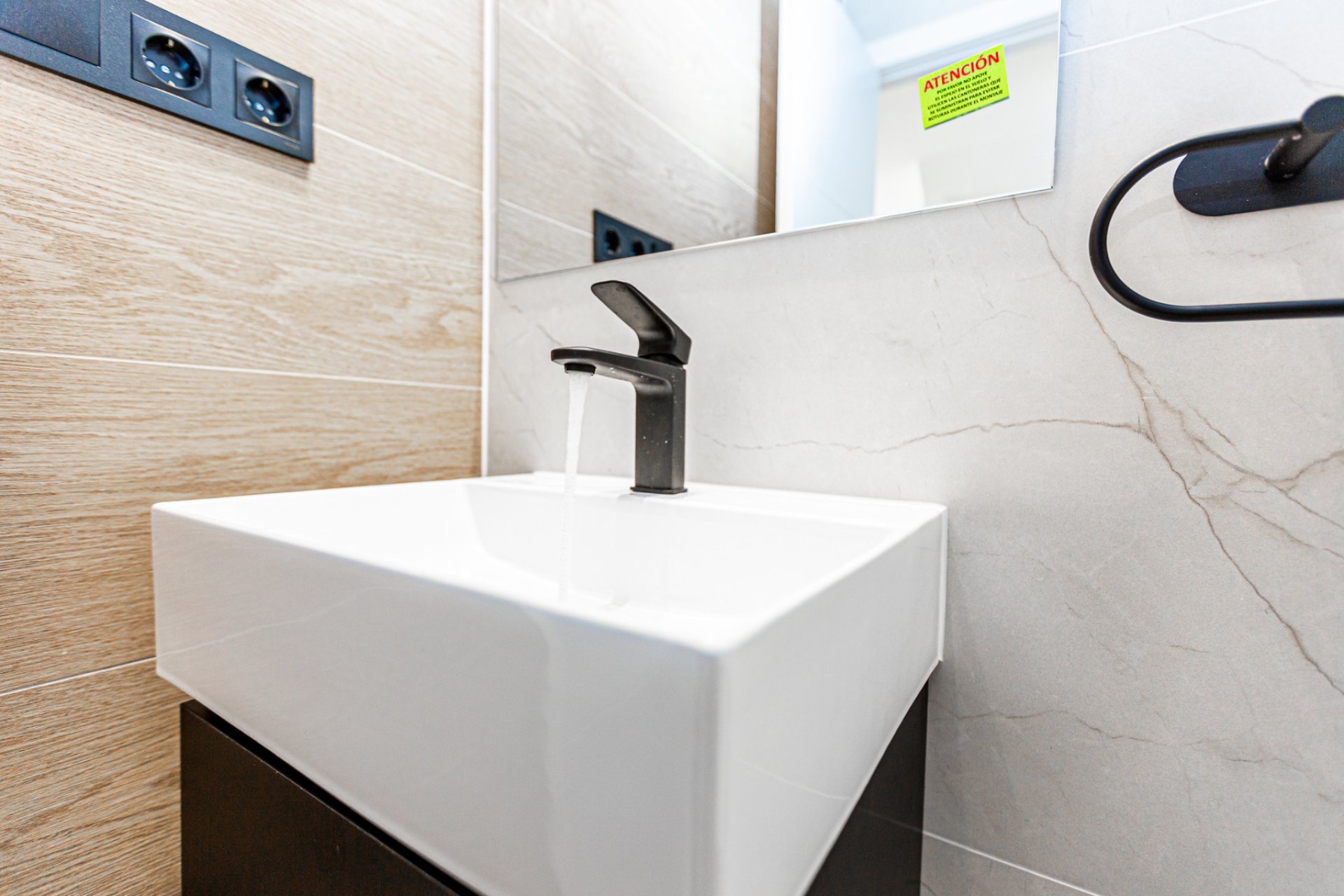 Resale - Townhouse -
Los Altos