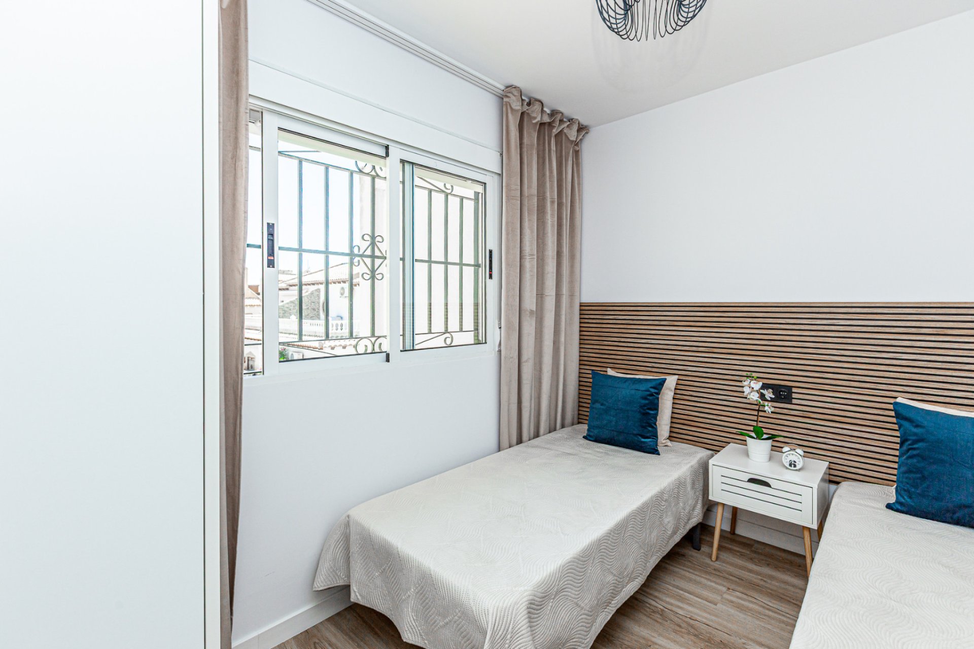 Resale - Townhouse -
Los Altos