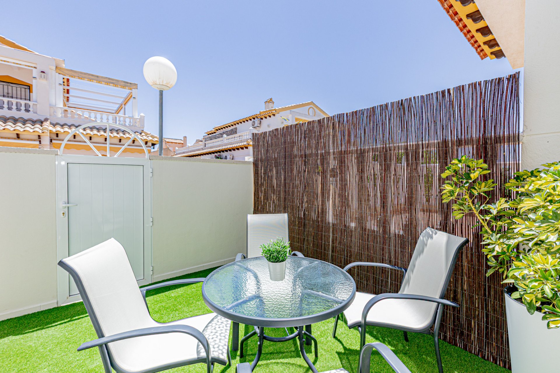 Resale - Townhouse -
Los Altos