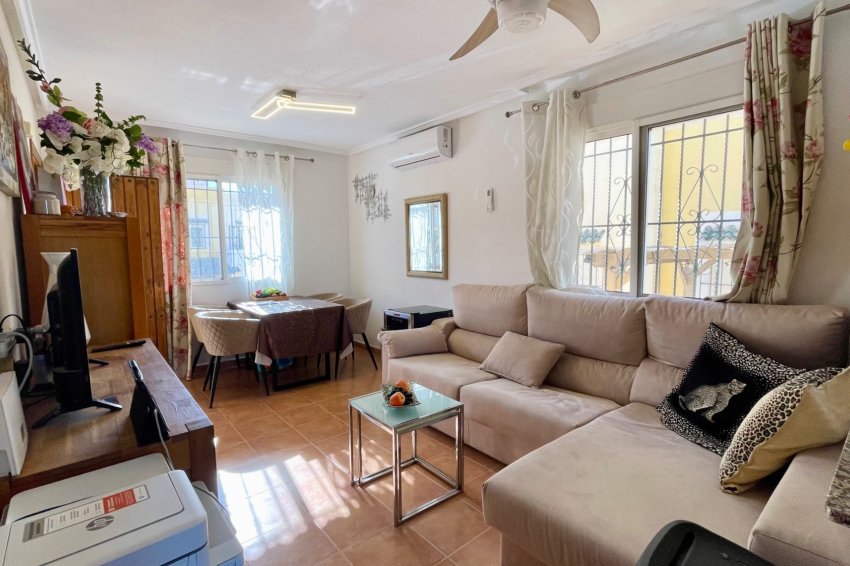 Resale - Townhouse -
Los Altos