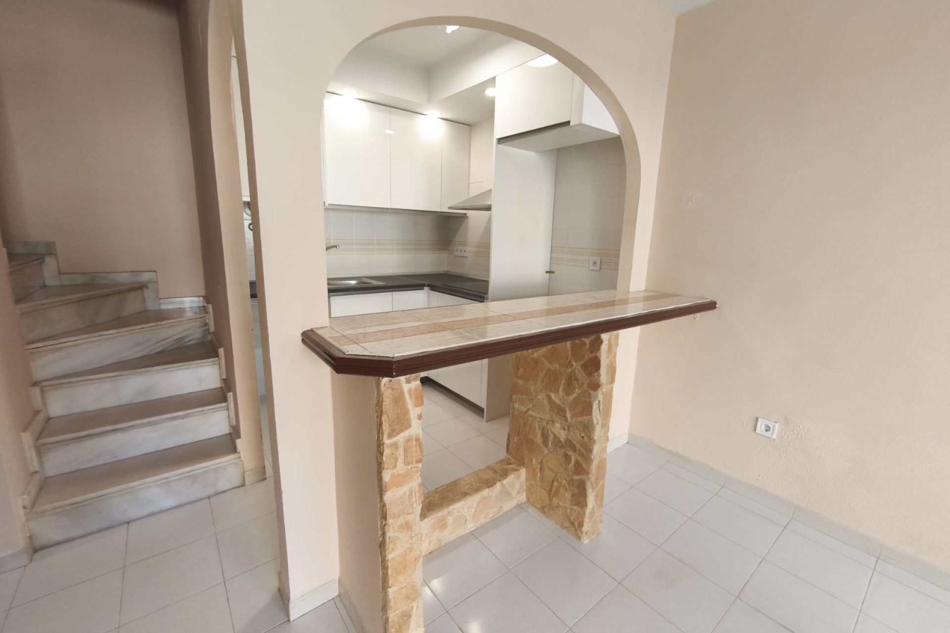 Resale - Townhouse -
Los Balcones - Lago Jardin