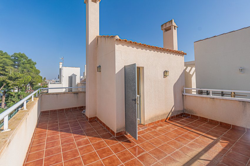 Resale - Townhouse -
Los Dolses - Pimienta