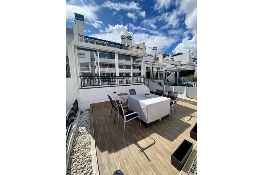 Resale - Townhouse -
Los Dolses