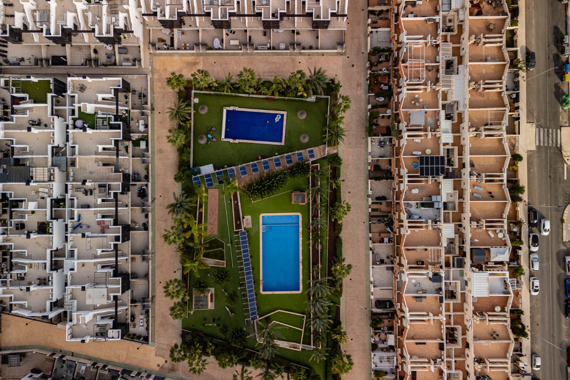 Resale - Townhouse -
Los Dolses