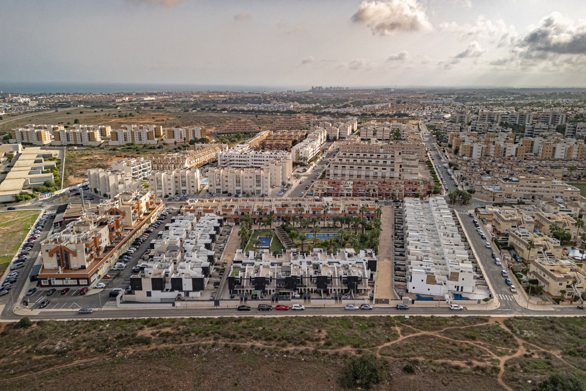 Resale - Townhouse -
Los Dolses