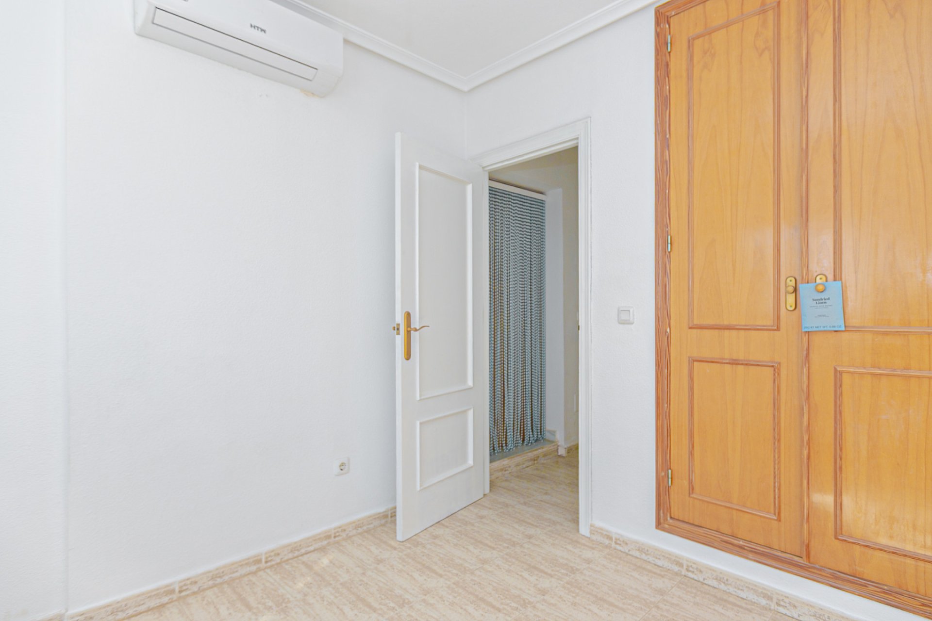 Resale - Townhouse -
Mil Palmeras - Riomar