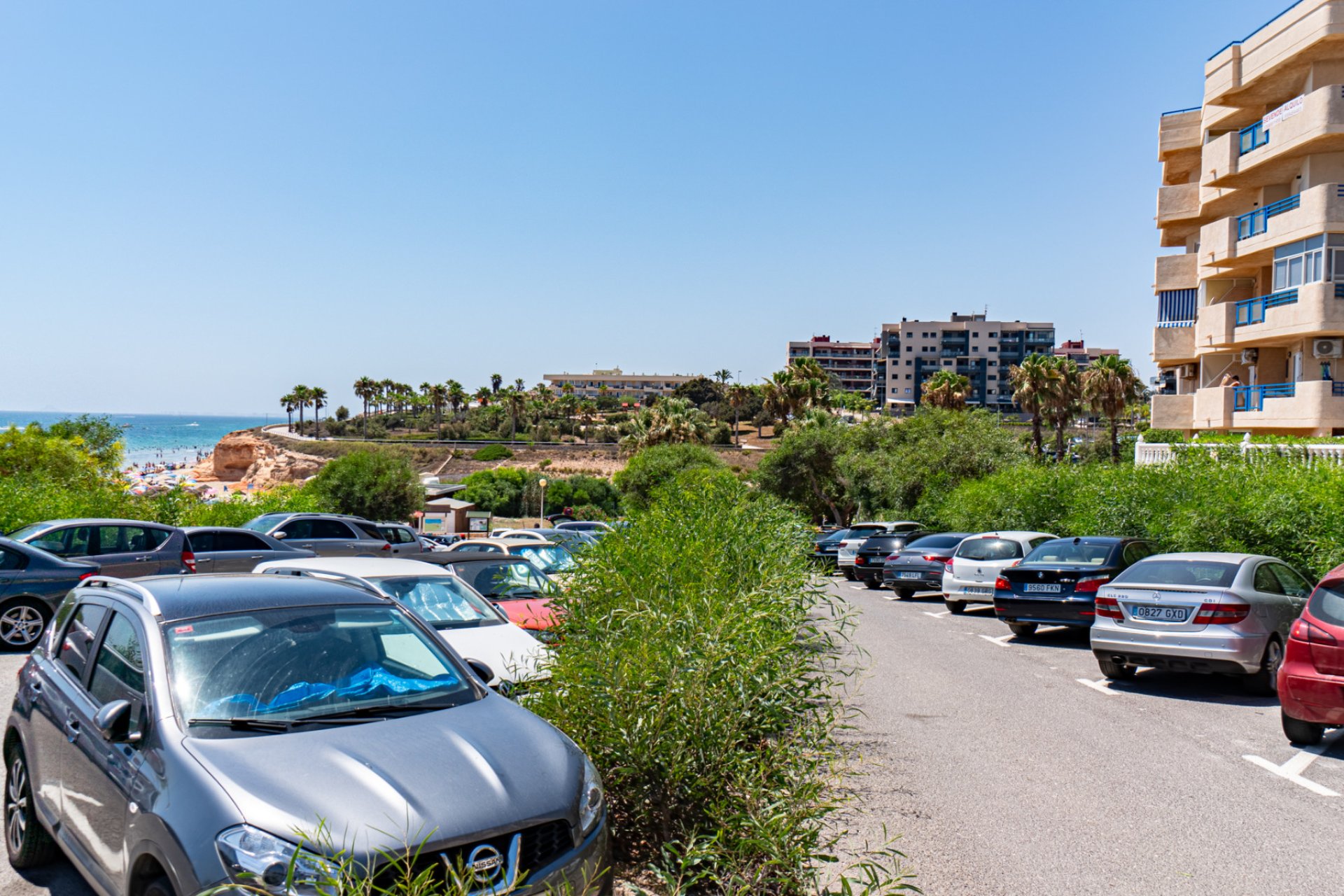 Resale - Townhouse -
Mil Palmeras - Riomar