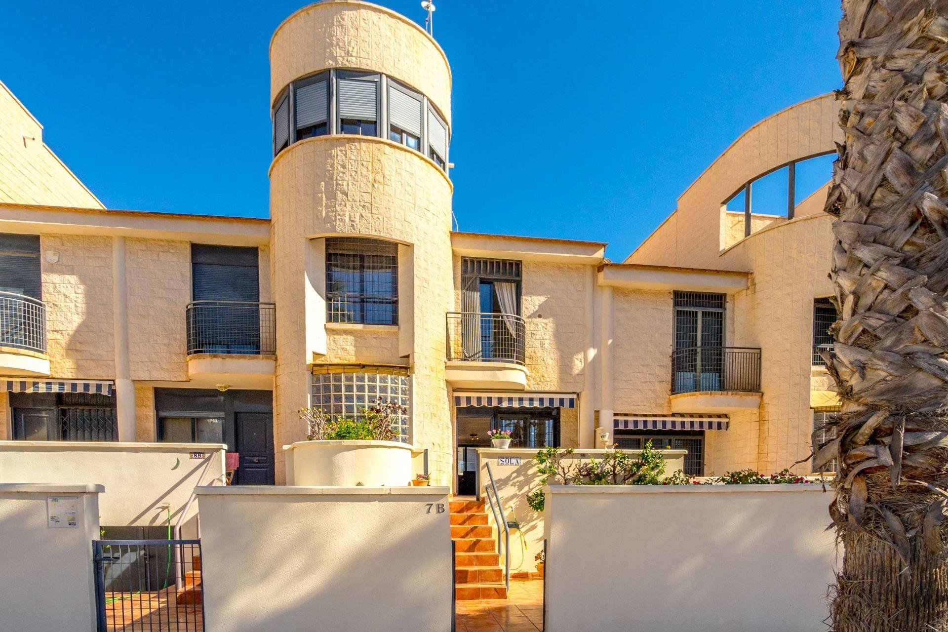 Resale - Townhouse -
Orihuela Costa - Cabo Roig