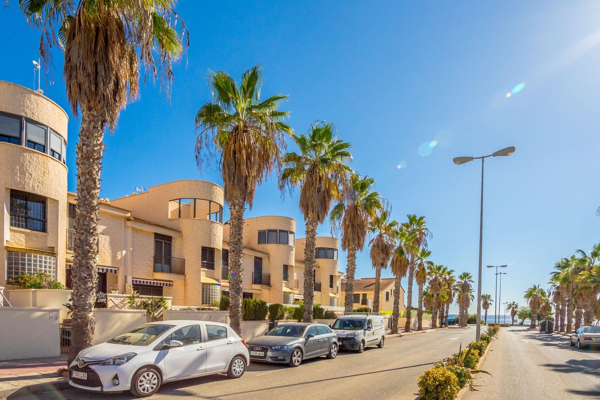 Resale - Townhouse -
Orihuela Costa - Cabo Roig