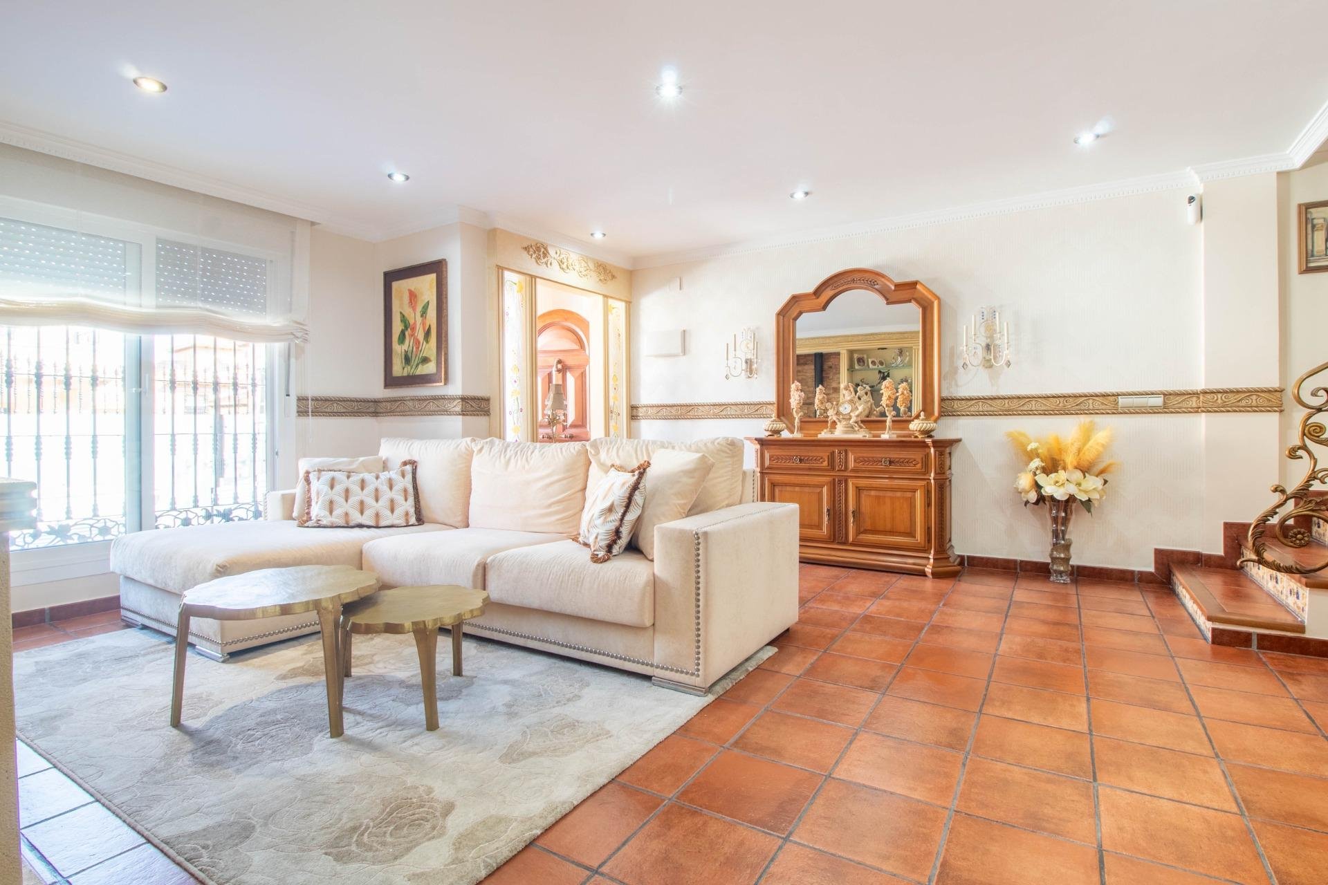 Resale - Townhouse -
Orihuela Costa - La Zenia