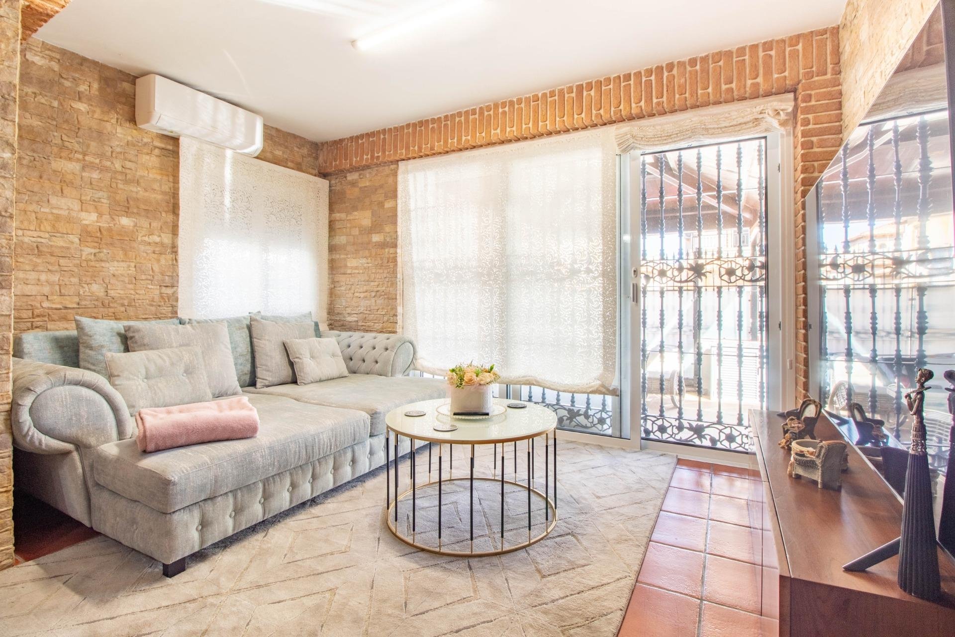 Resale - Townhouse -
Orihuela Costa - La Zenia