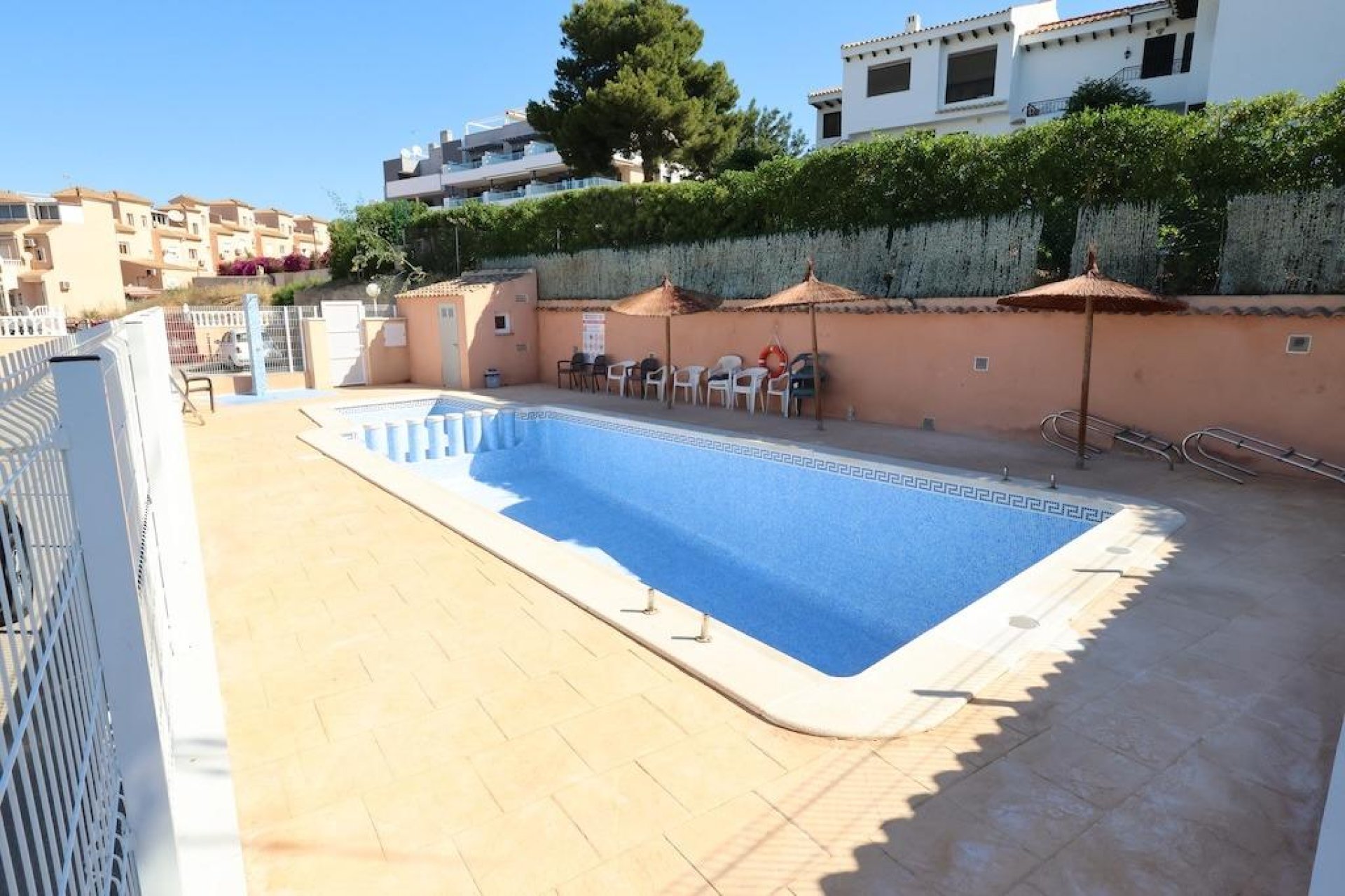 Resale - Townhouse -
Orihuela Costa - La Zenia