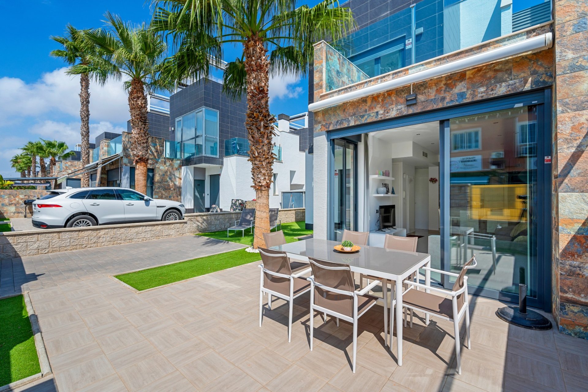 Resale - Townhouse -
Orihuela Costa - Lomas de Cabo Roig