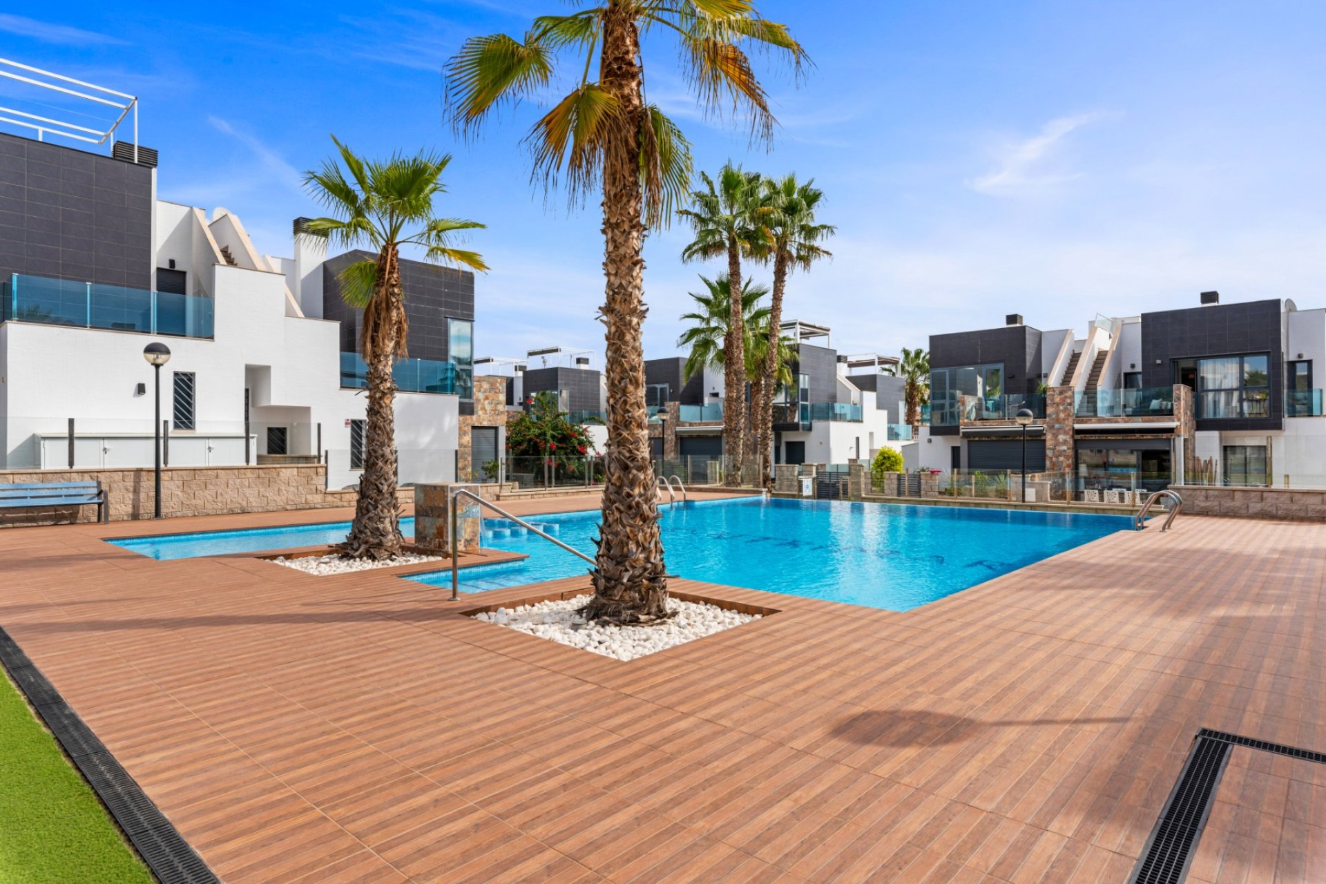 Resale - Townhouse -
Orihuela Costa - Lomas de Cabo Roig