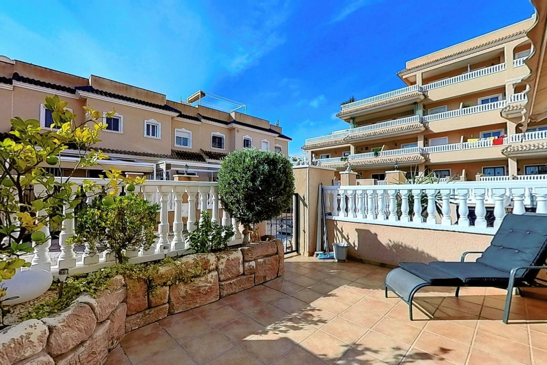 Resale - Townhouse -
Orihuela Costa - Los Dolses