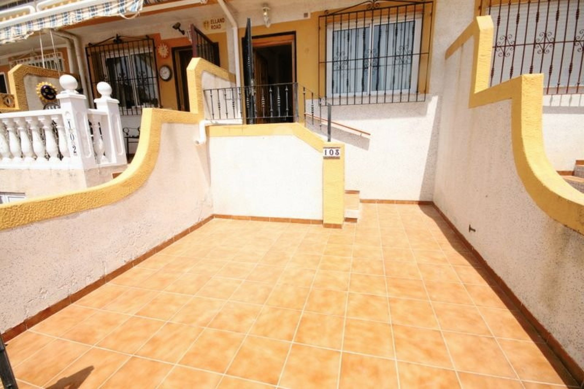 Resale - Townhouse -
Orihuela Costa - Playa Flamenca