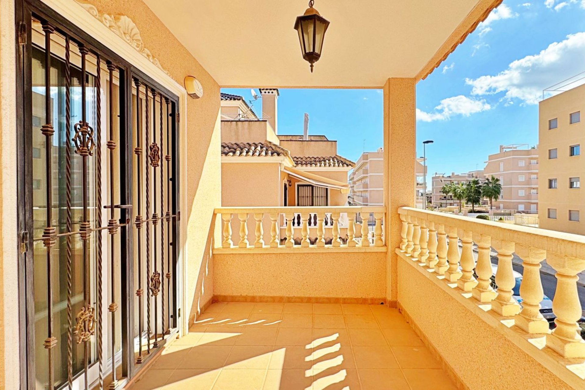Resale - Townhouse -
Orihuela Costa - Villamartín