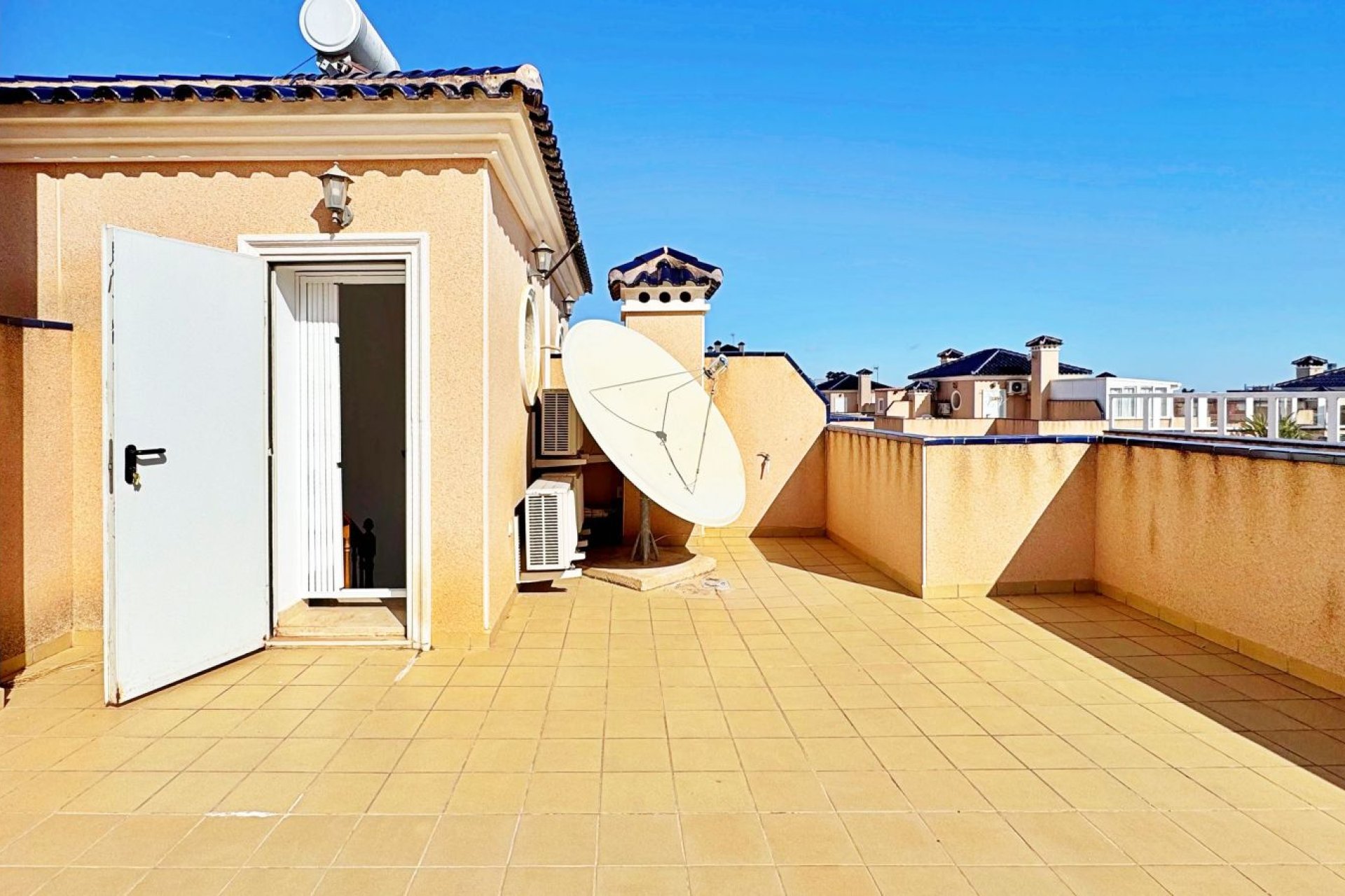 Resale - Townhouse -
Orihuela Costa - Villamartín