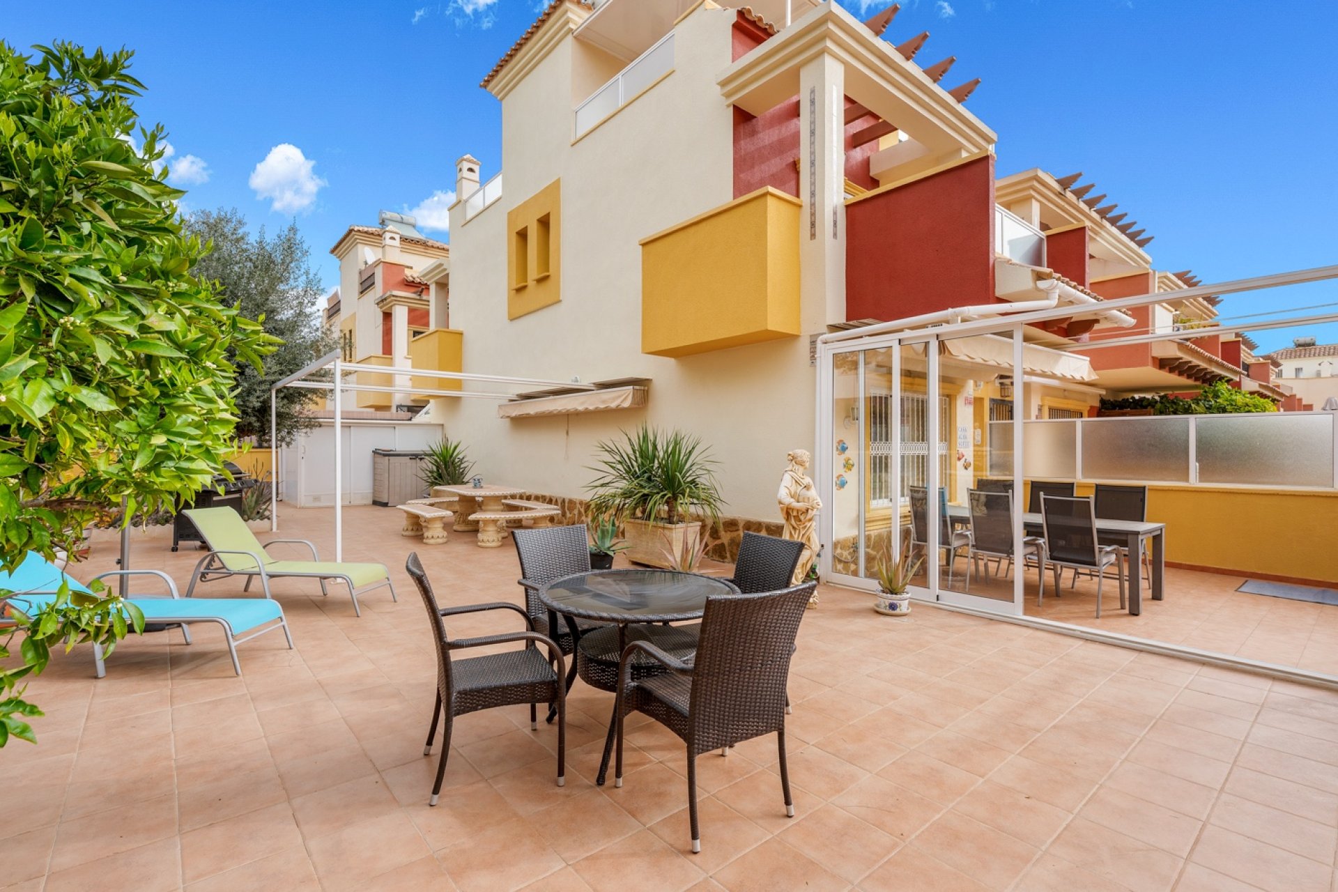 Resale - Townhouse -
Orihuela Costa - Villamartín