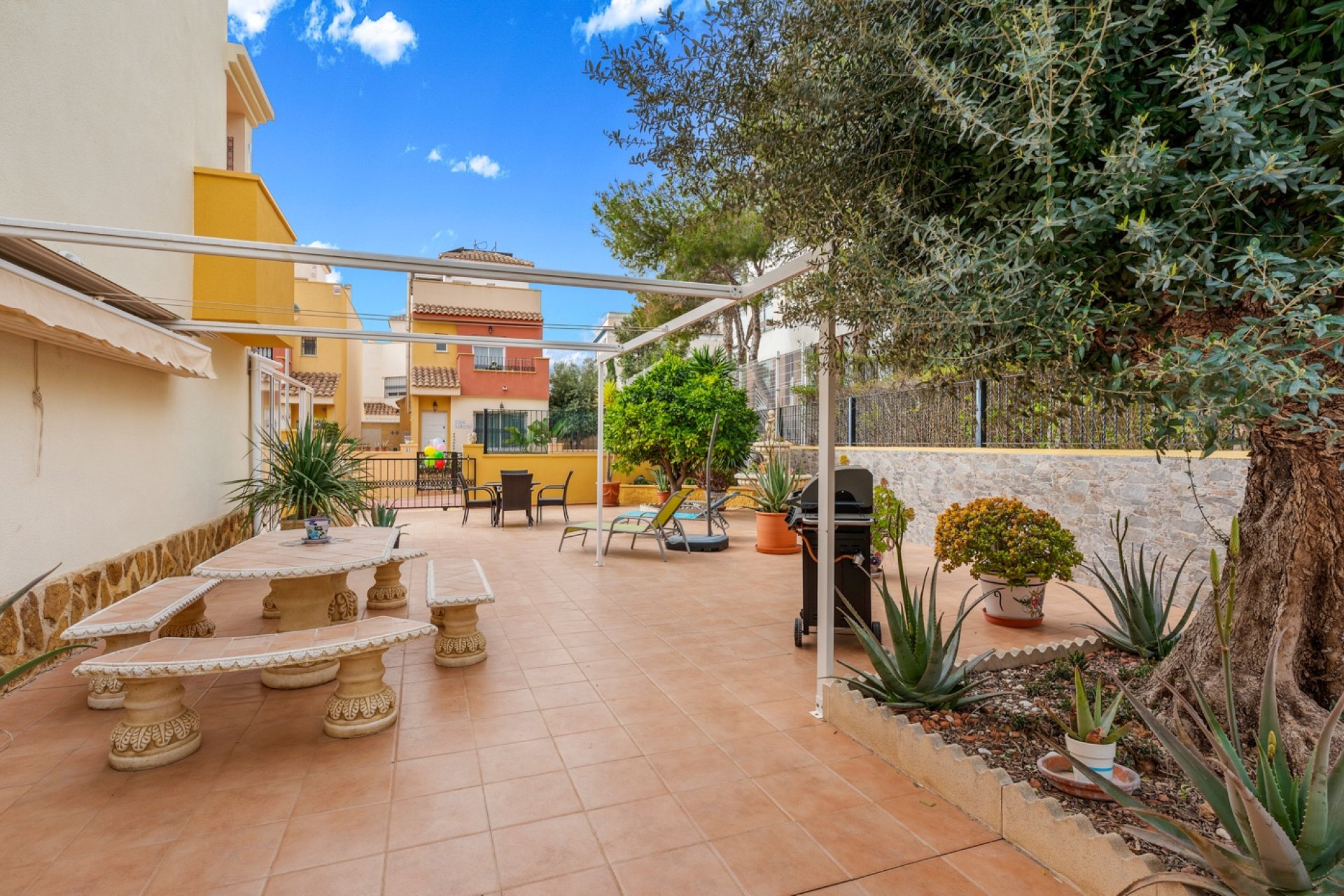 Resale - Townhouse -
Orihuela Costa - Villamartín