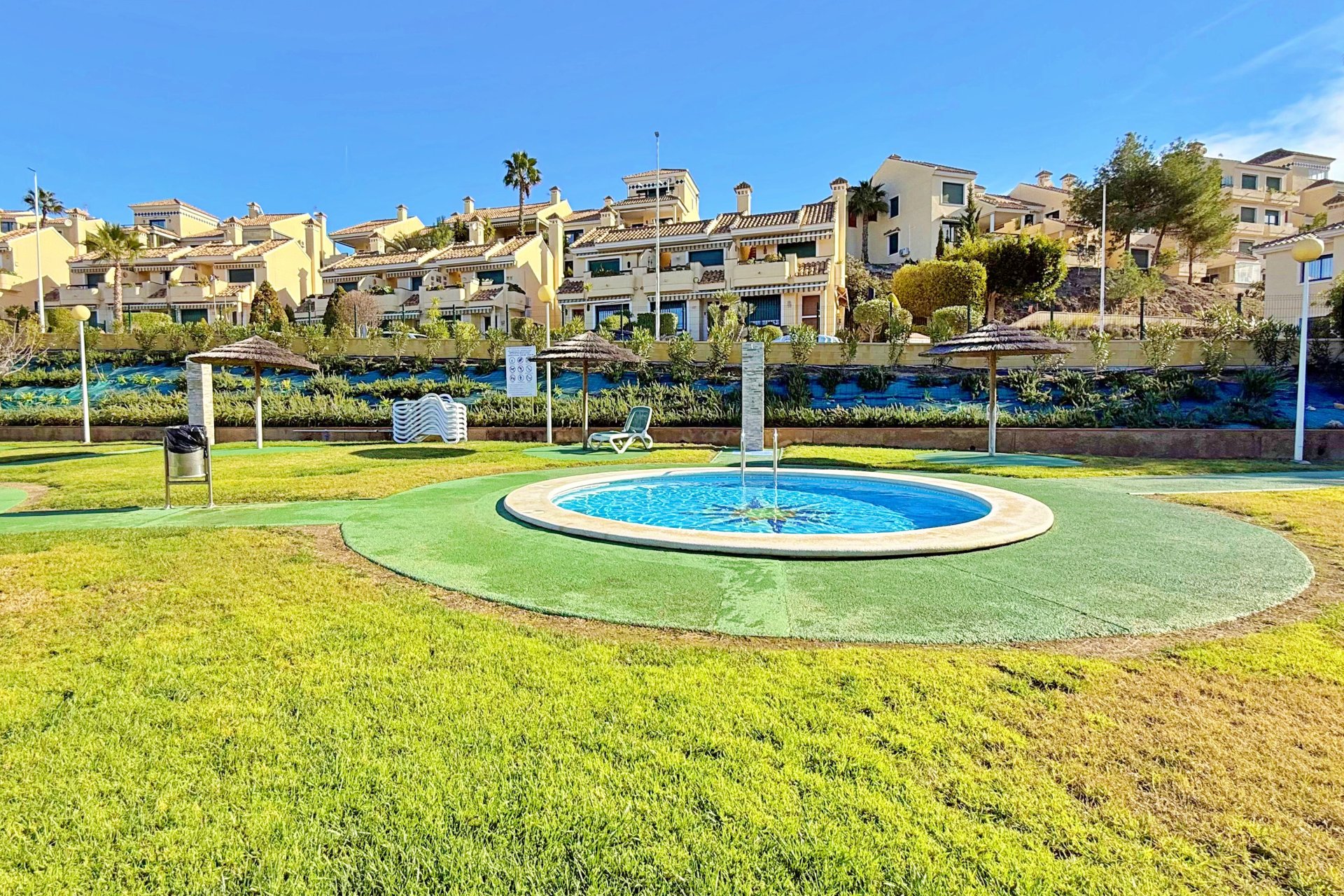 Resale - Townhouse -
Orihuela - Orihuela Costa