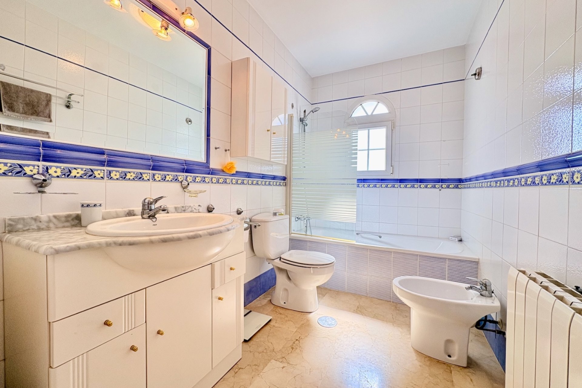 Resale - Townhouse -
Orihuela - Villamartin