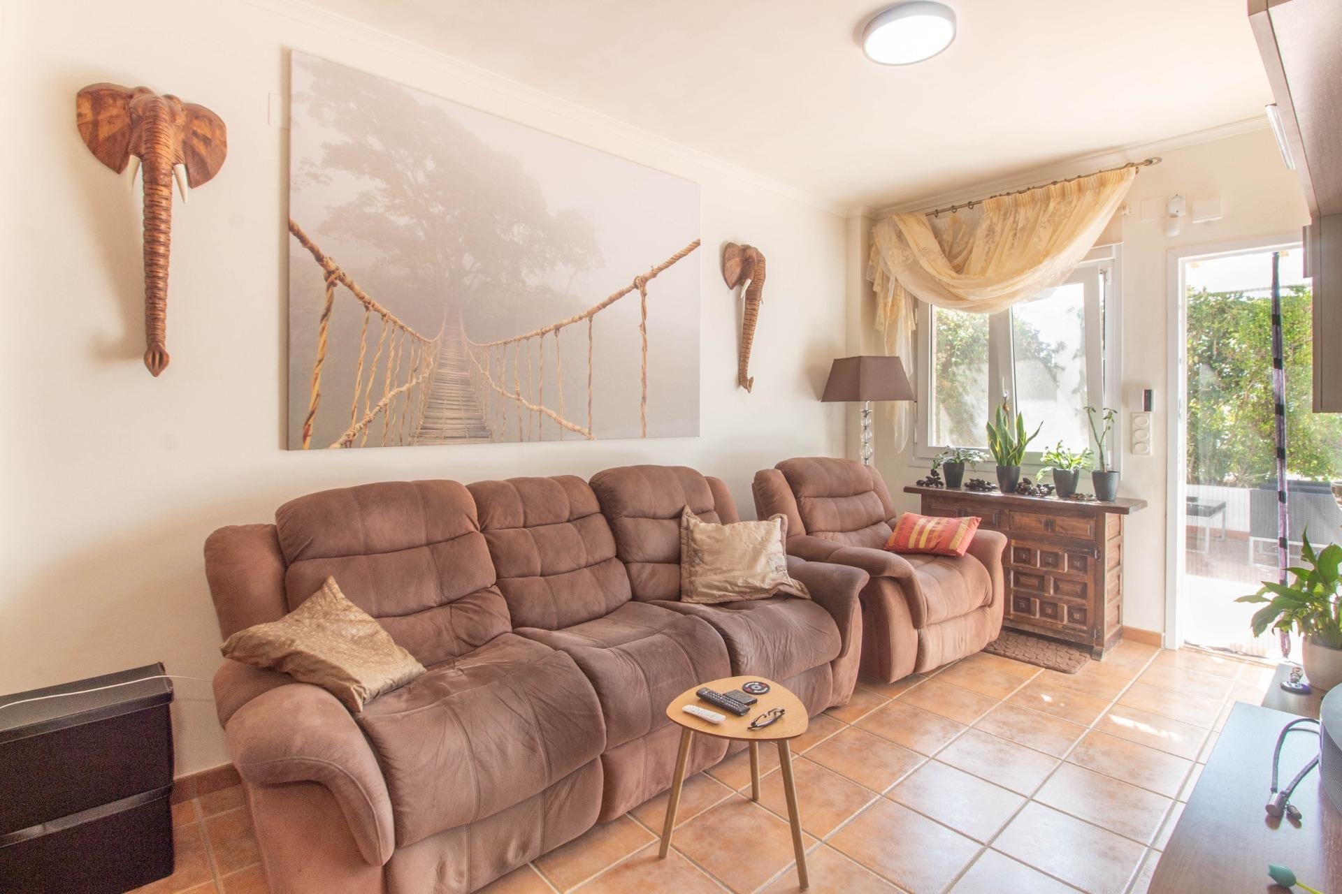 Resale - Townhouse -
Pilar de la Horadada - Mil Palmeras