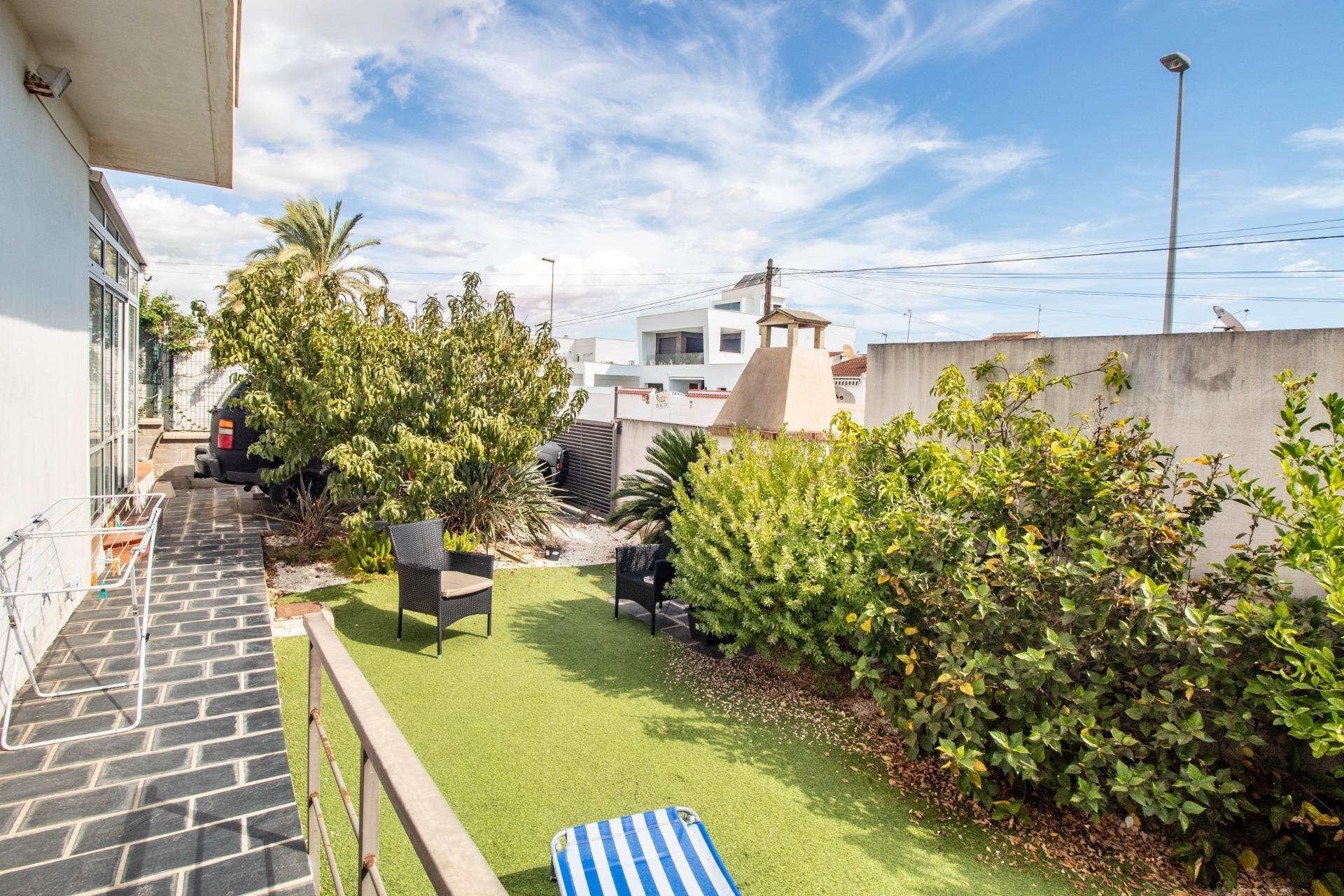 Resale - Townhouse -
Pilar de la Horadada - Mil Palmeras