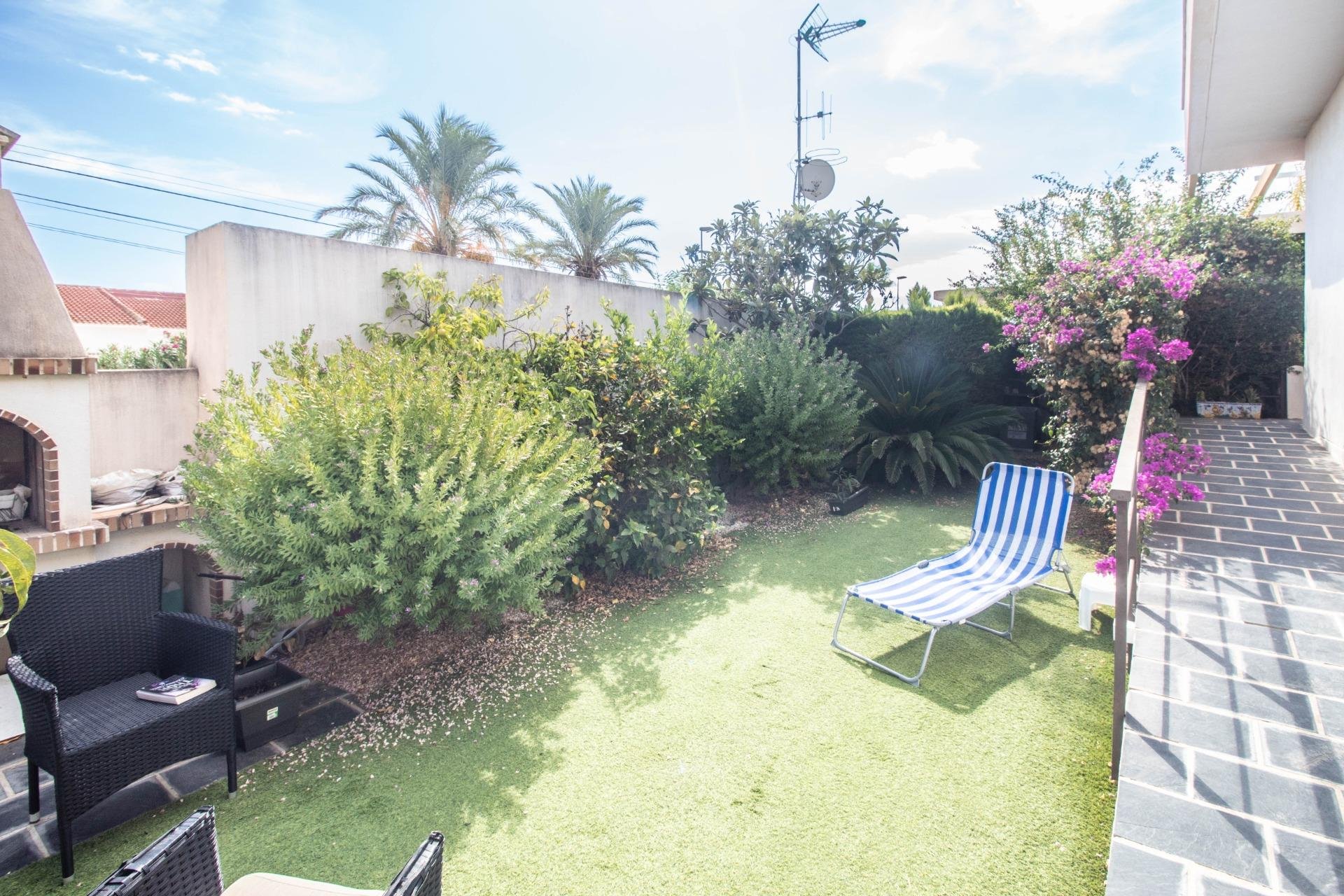 Resale - Townhouse -
Pilar de la Horadada - Mil Palmeras