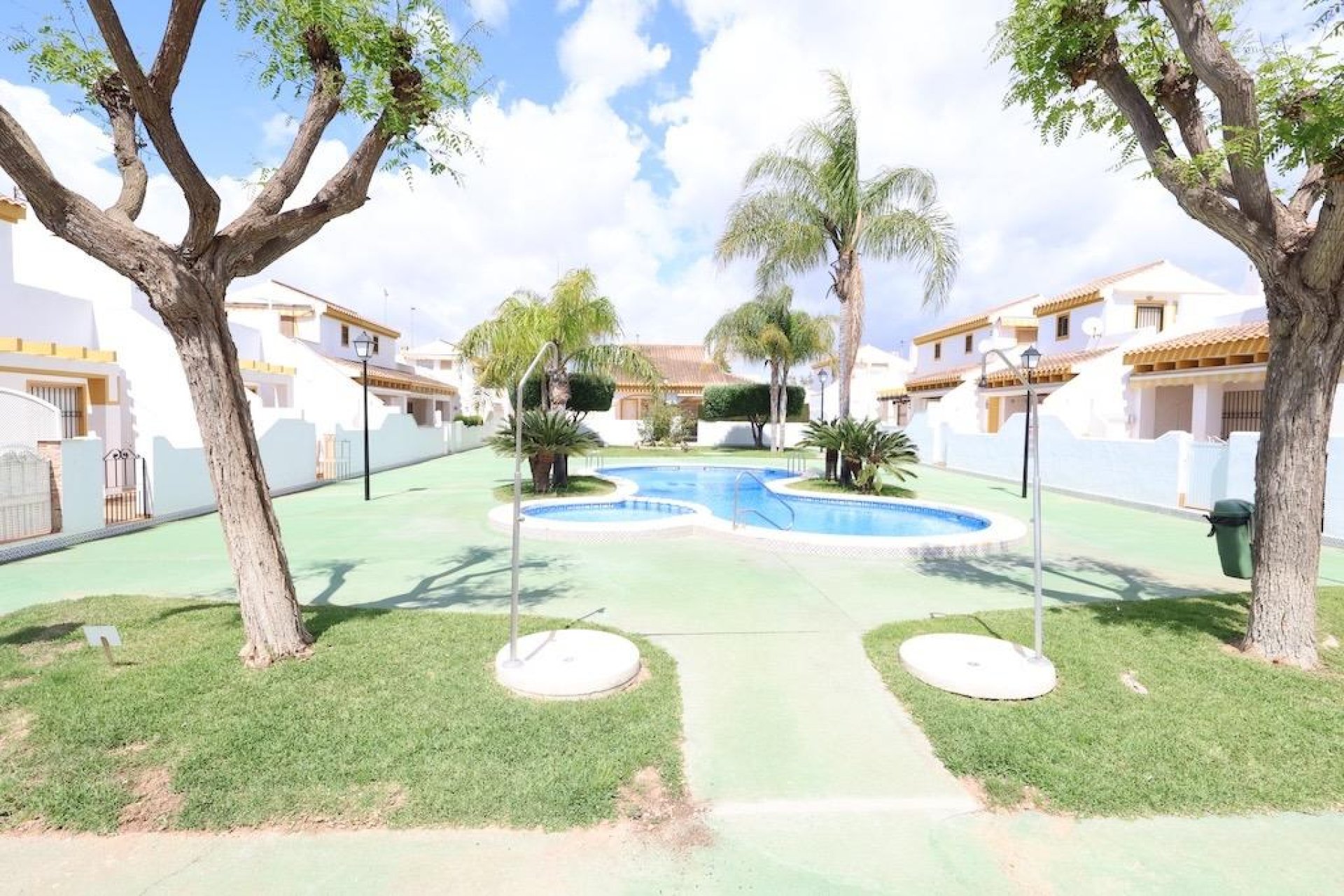 Resale - Townhouse -
Pilar de la Horadada - Torre De La Horadada