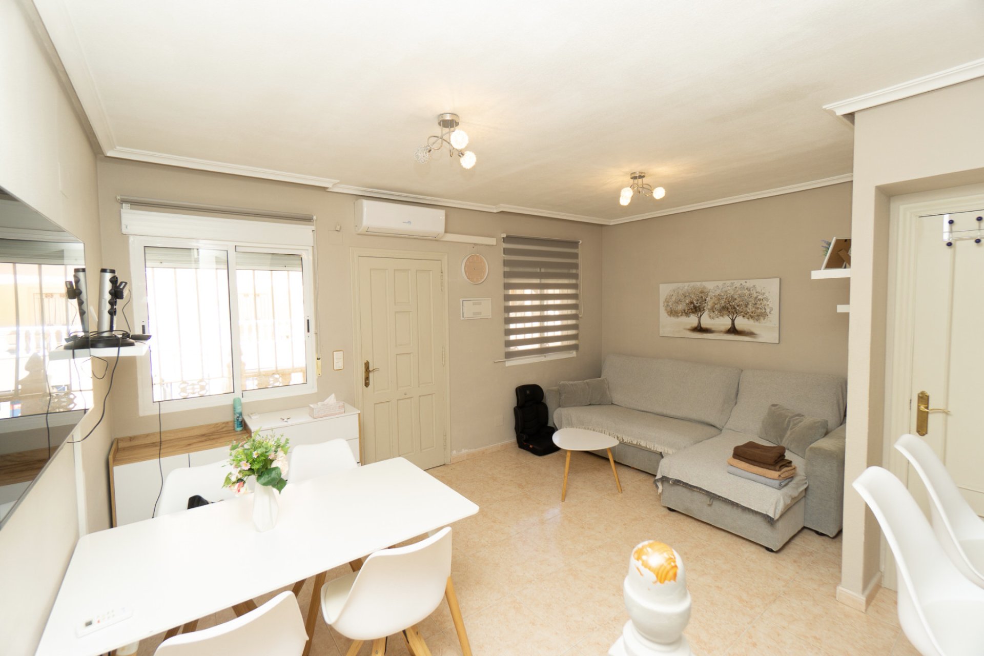 Resale - Townhouse -
Playa Flamenca