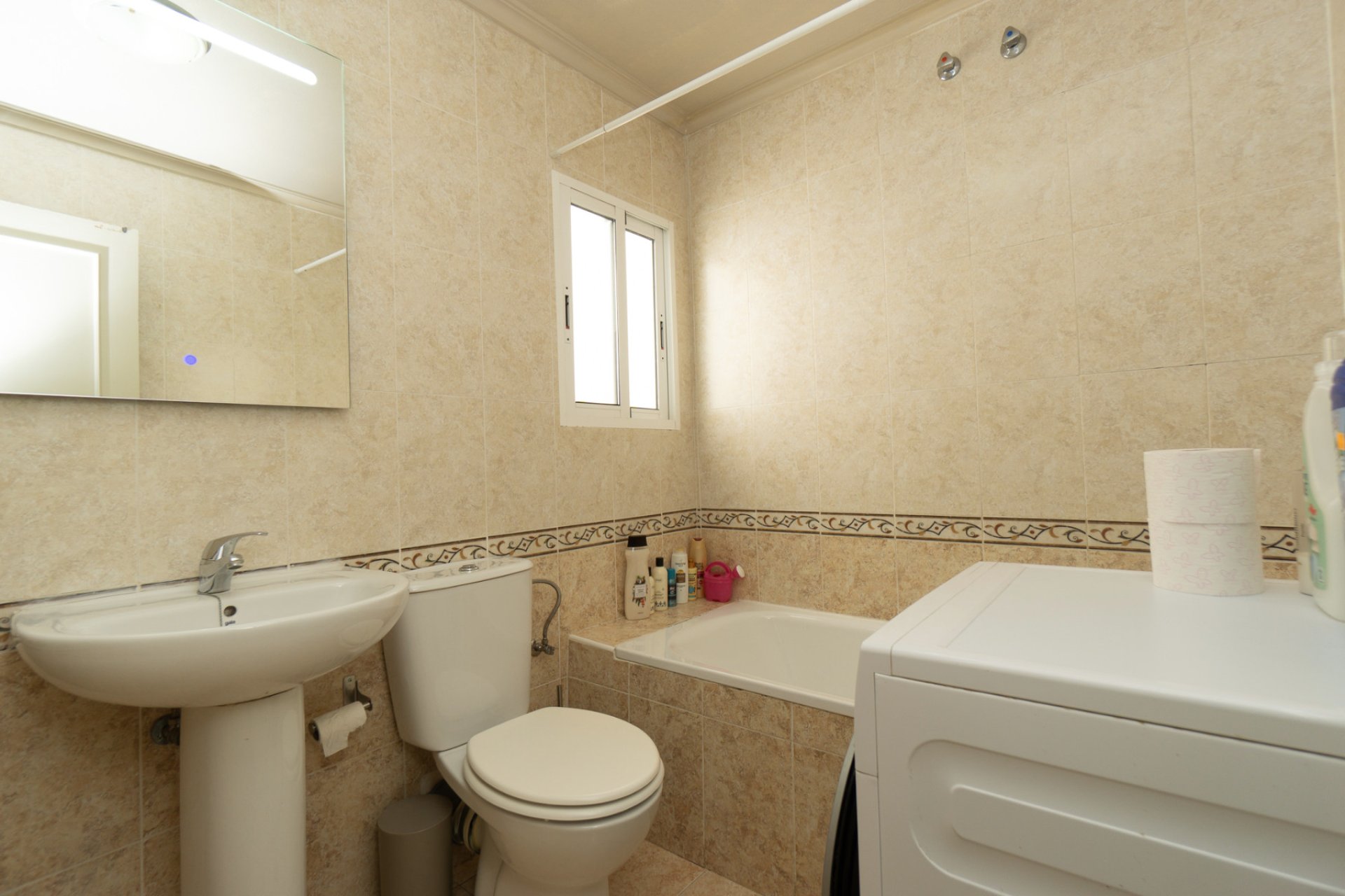 Resale - Townhouse -
Playa Flamenca