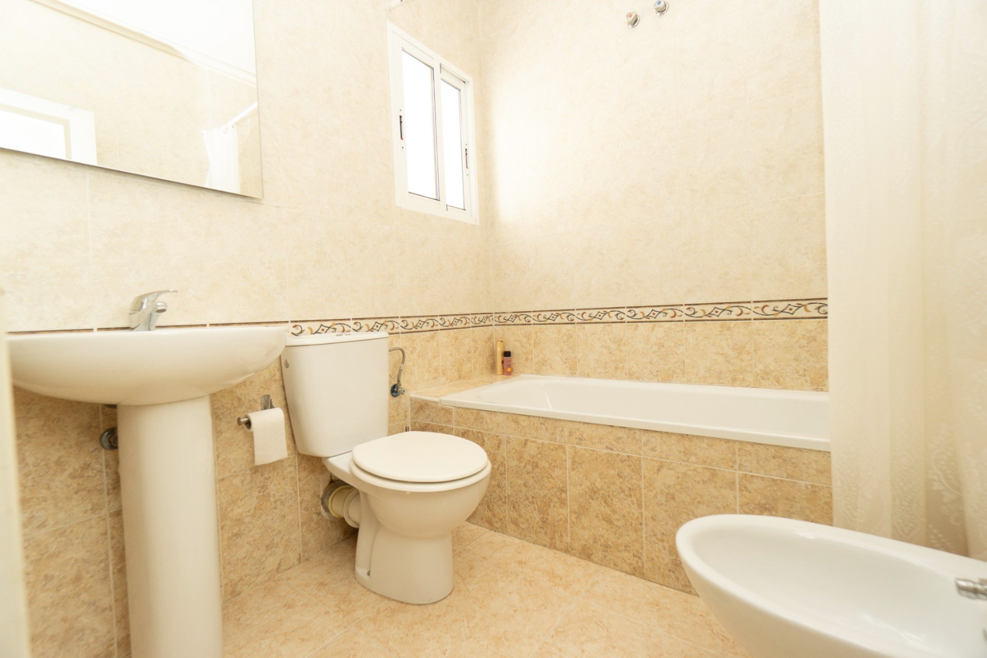 Resale - Townhouse -
Playa Flamenca
