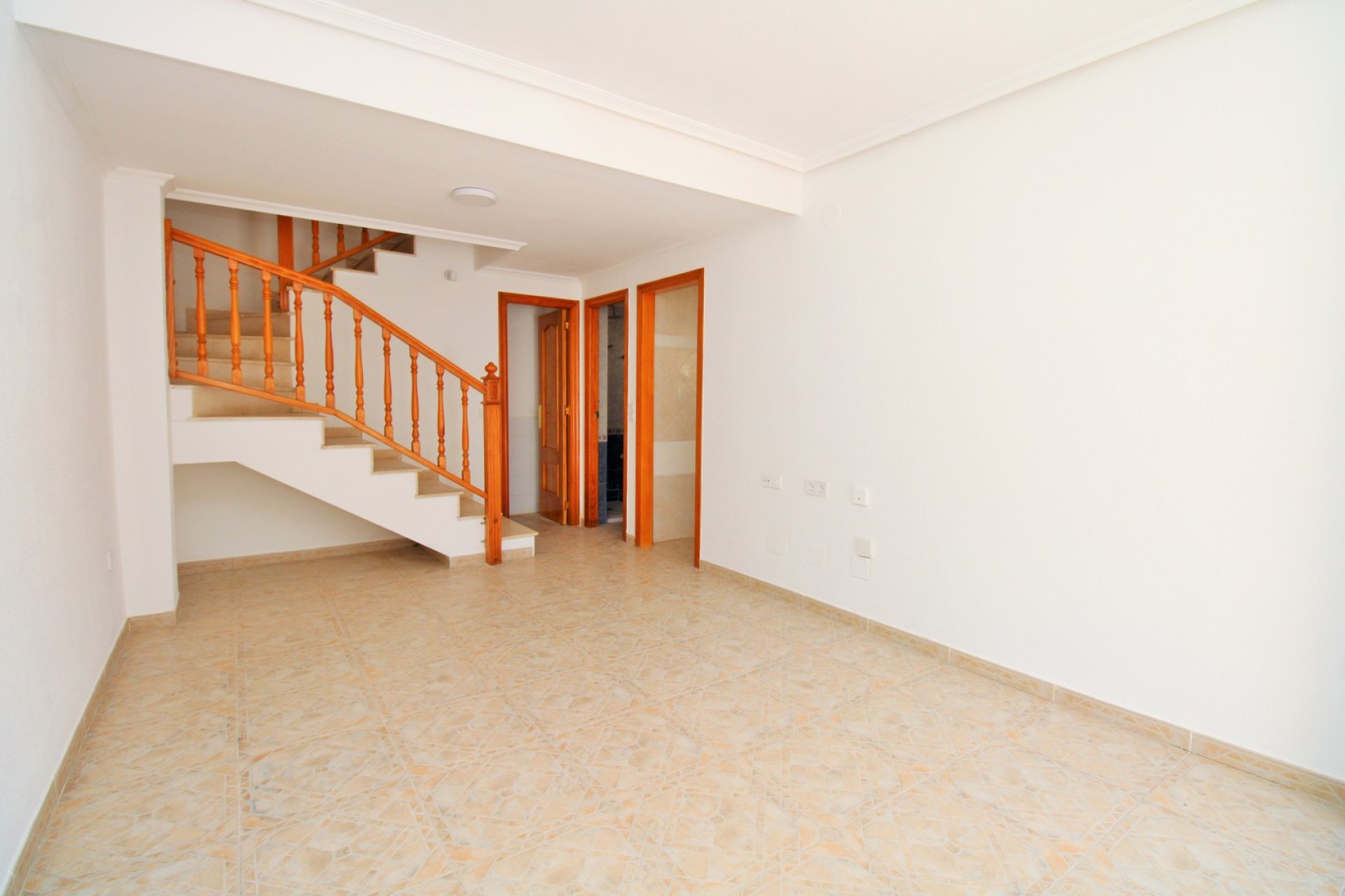 Resale - Townhouse -
Playa Flamenca