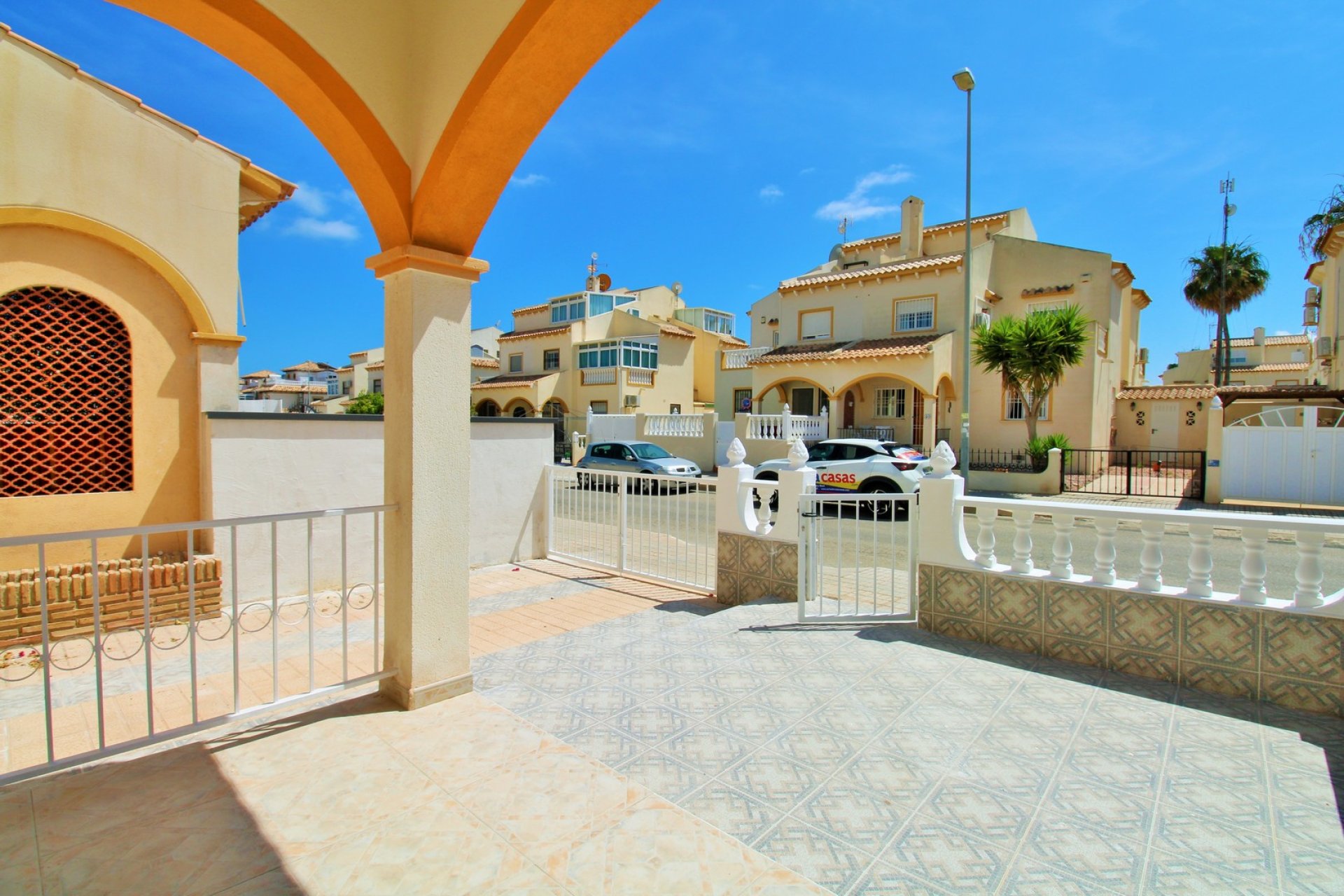 Resale - Townhouse -
Playa Flamenca
