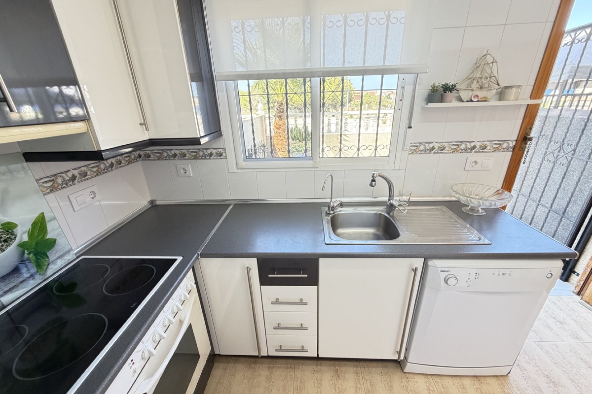 Resale - Townhouse -
Playa Flamenca