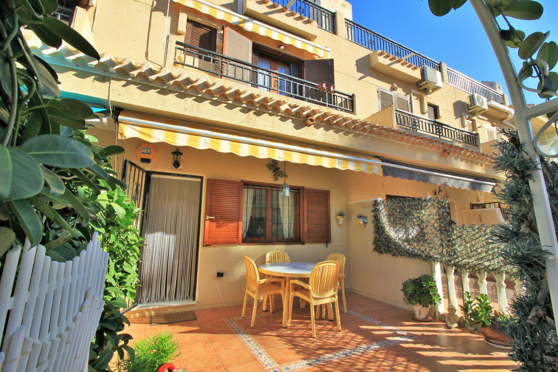 Resale - Townhouse -
Playa Flamenca