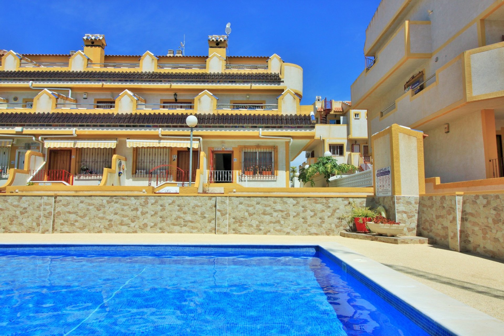 Resale - Townhouse -
Playa Flamenca