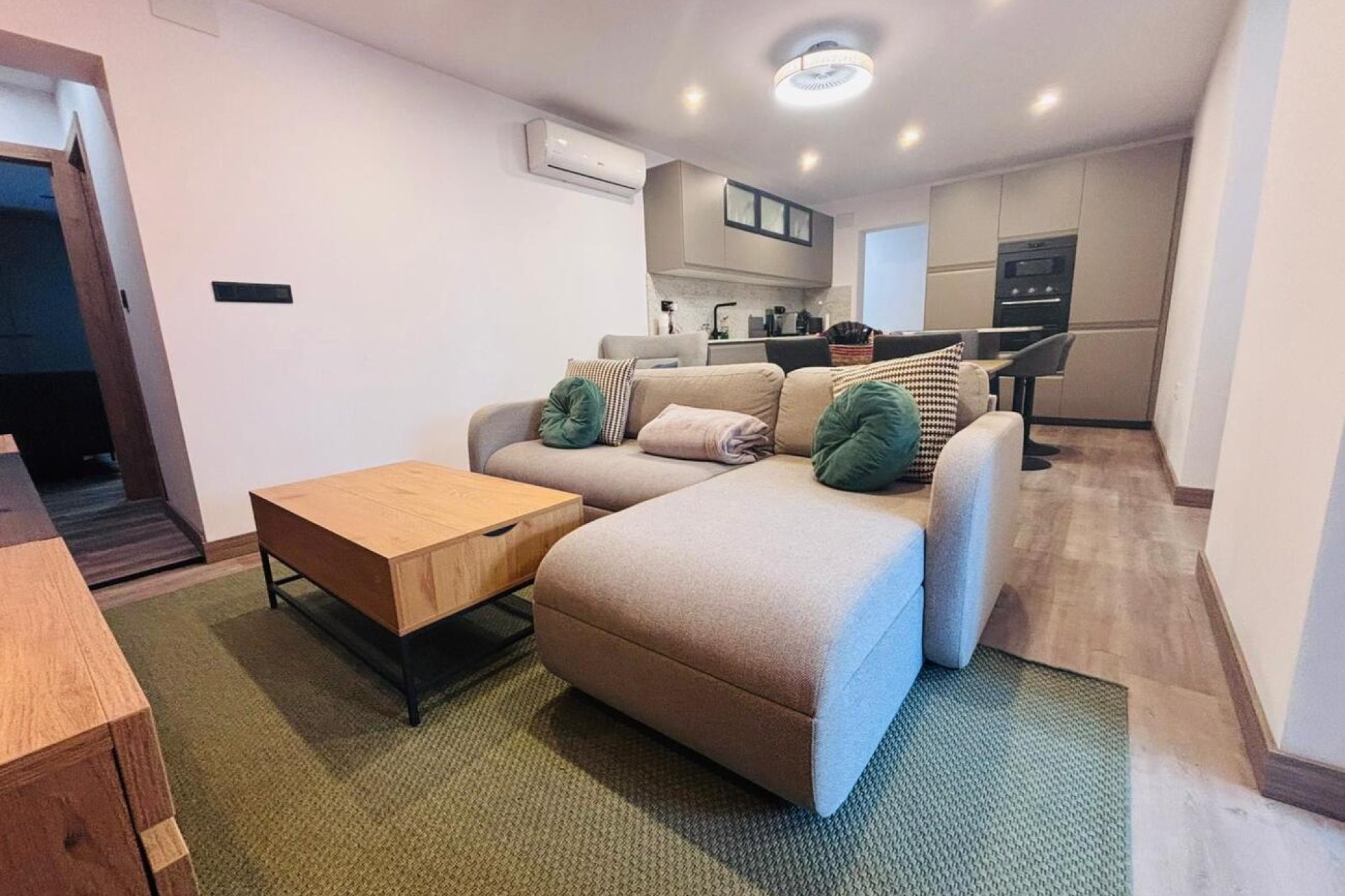 Resale - Townhouse -
San Miguel - Costa Blanca