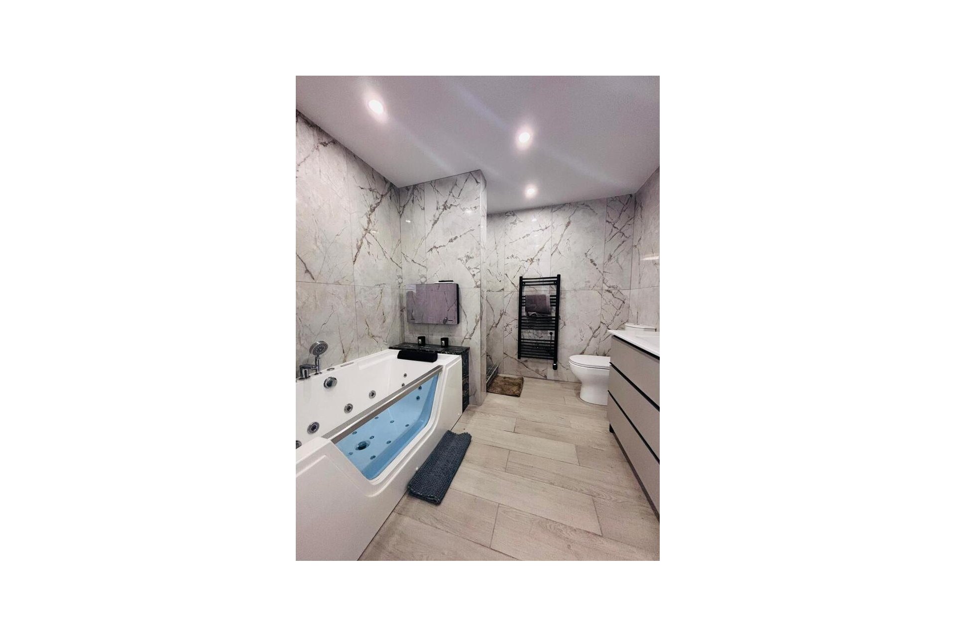 Resale - Townhouse -
San Miguel - Costa Blanca