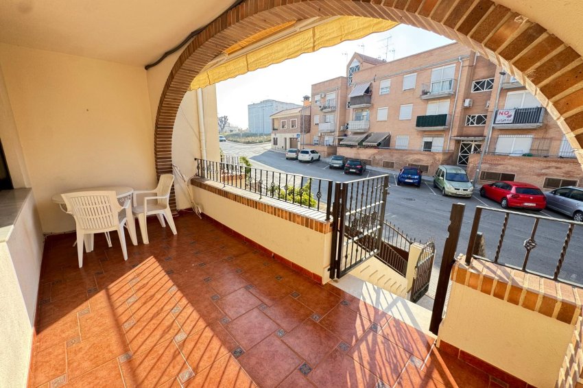 Resale - Townhouse -
San Miguel - San Miguel de Salinas