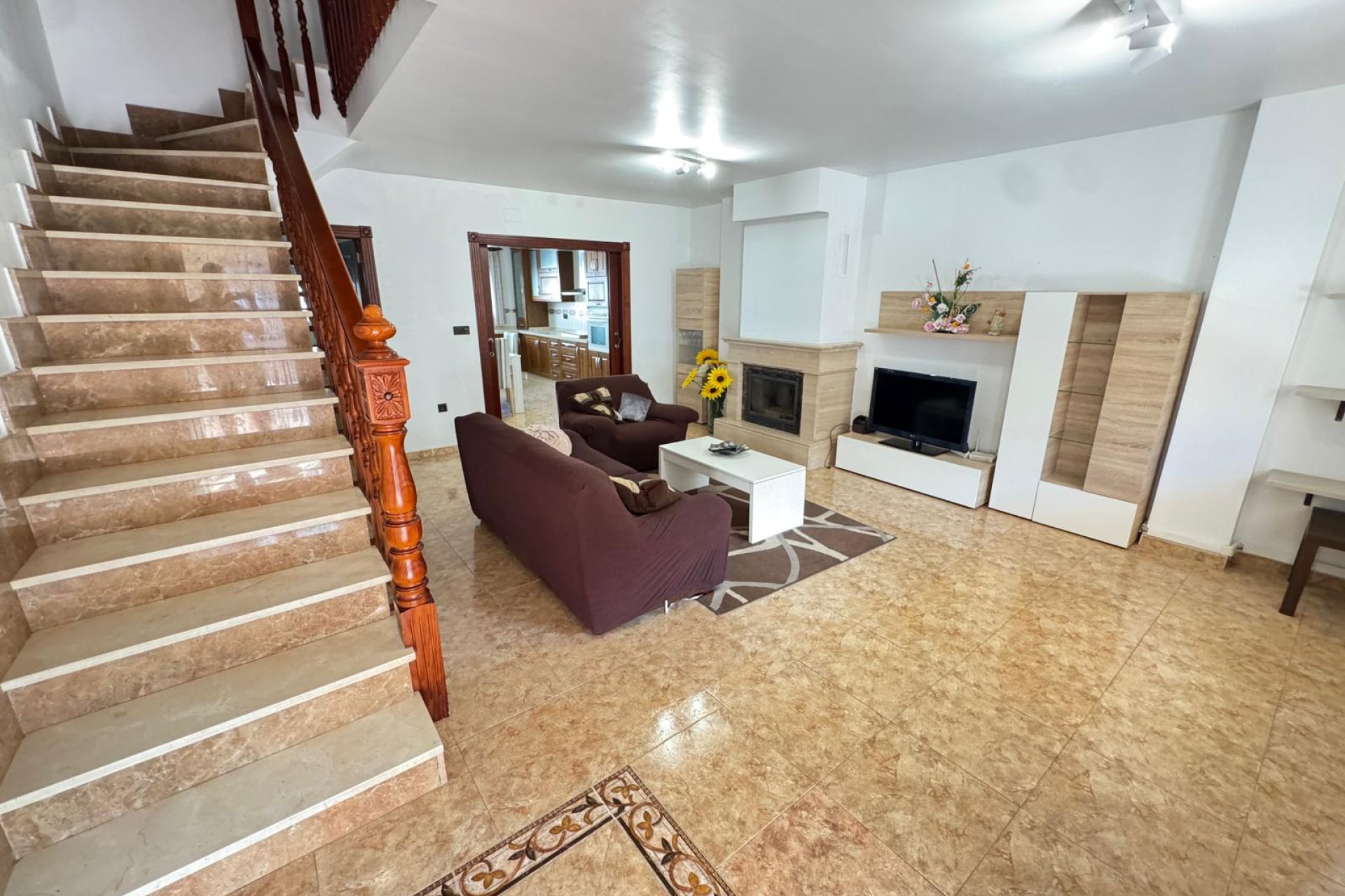 Resale - Townhouse -
San Miguel - San Miguel de Salinas