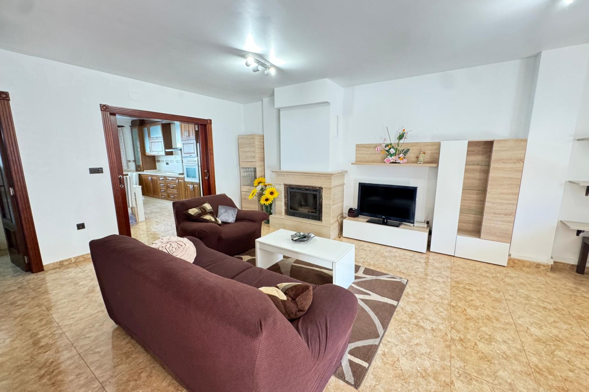 Resale - Townhouse -
San Miguel - San Miguel de Salinas