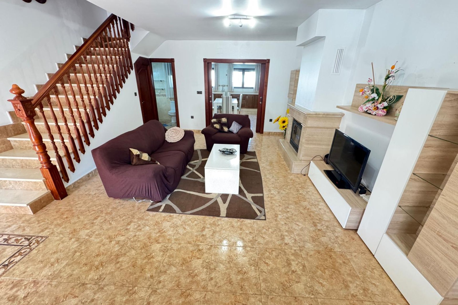 Resale - Townhouse -
San Miguel - San Miguel de Salinas