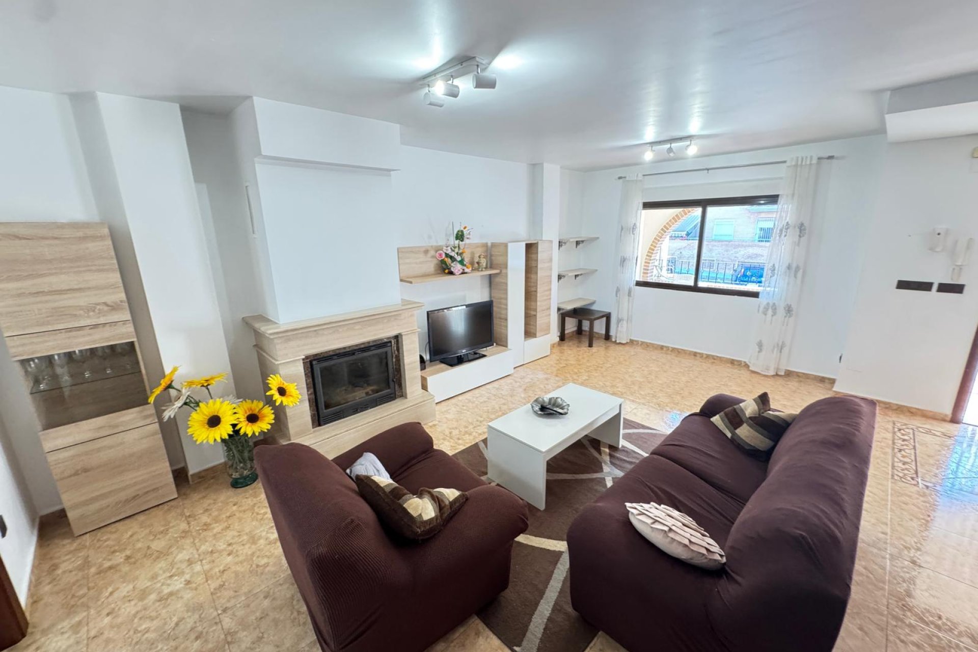 Resale - Townhouse -
San Miguel - San Miguel de Salinas