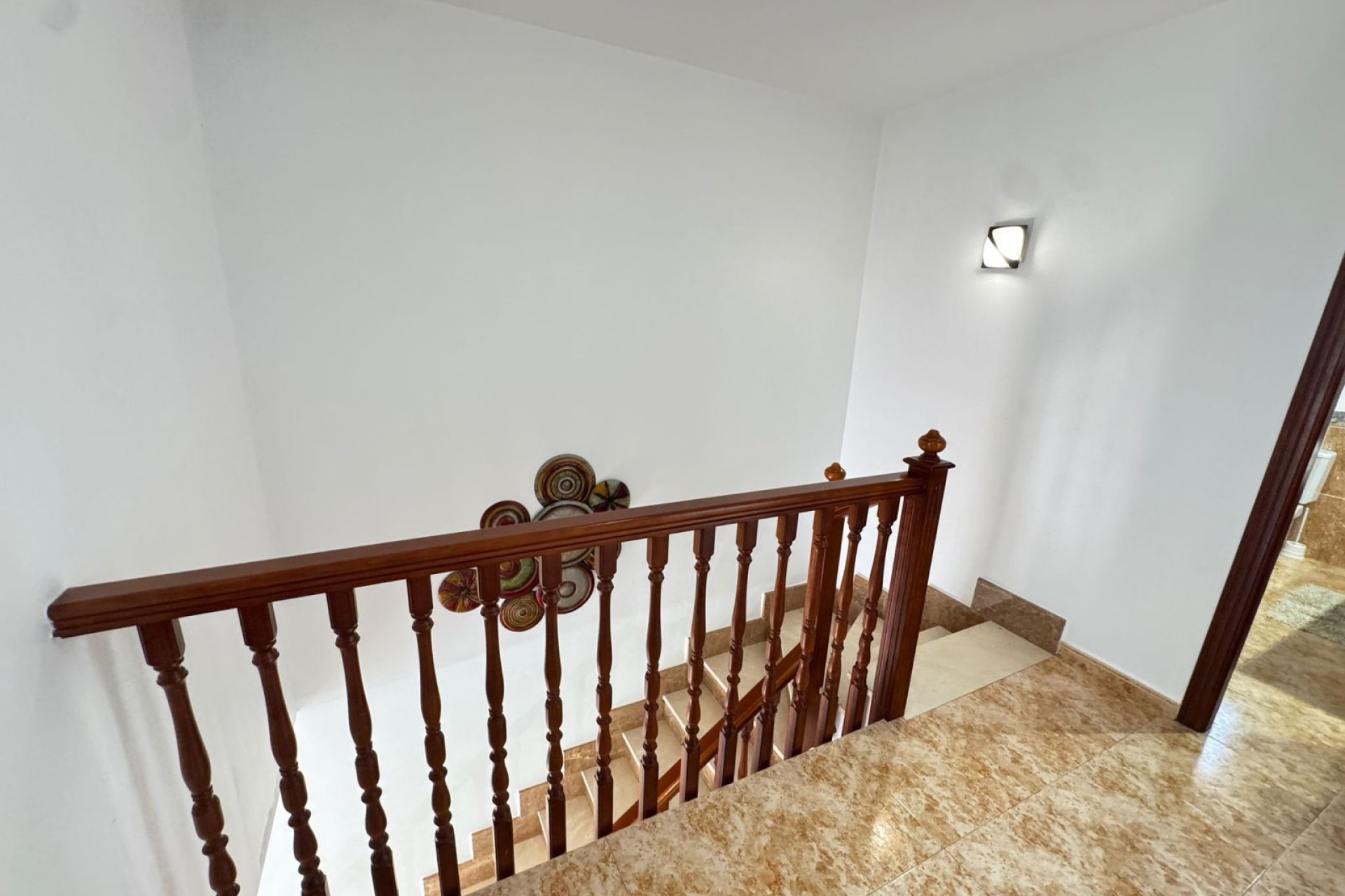 Resale - Townhouse -
San Miguel - San Miguel de Salinas