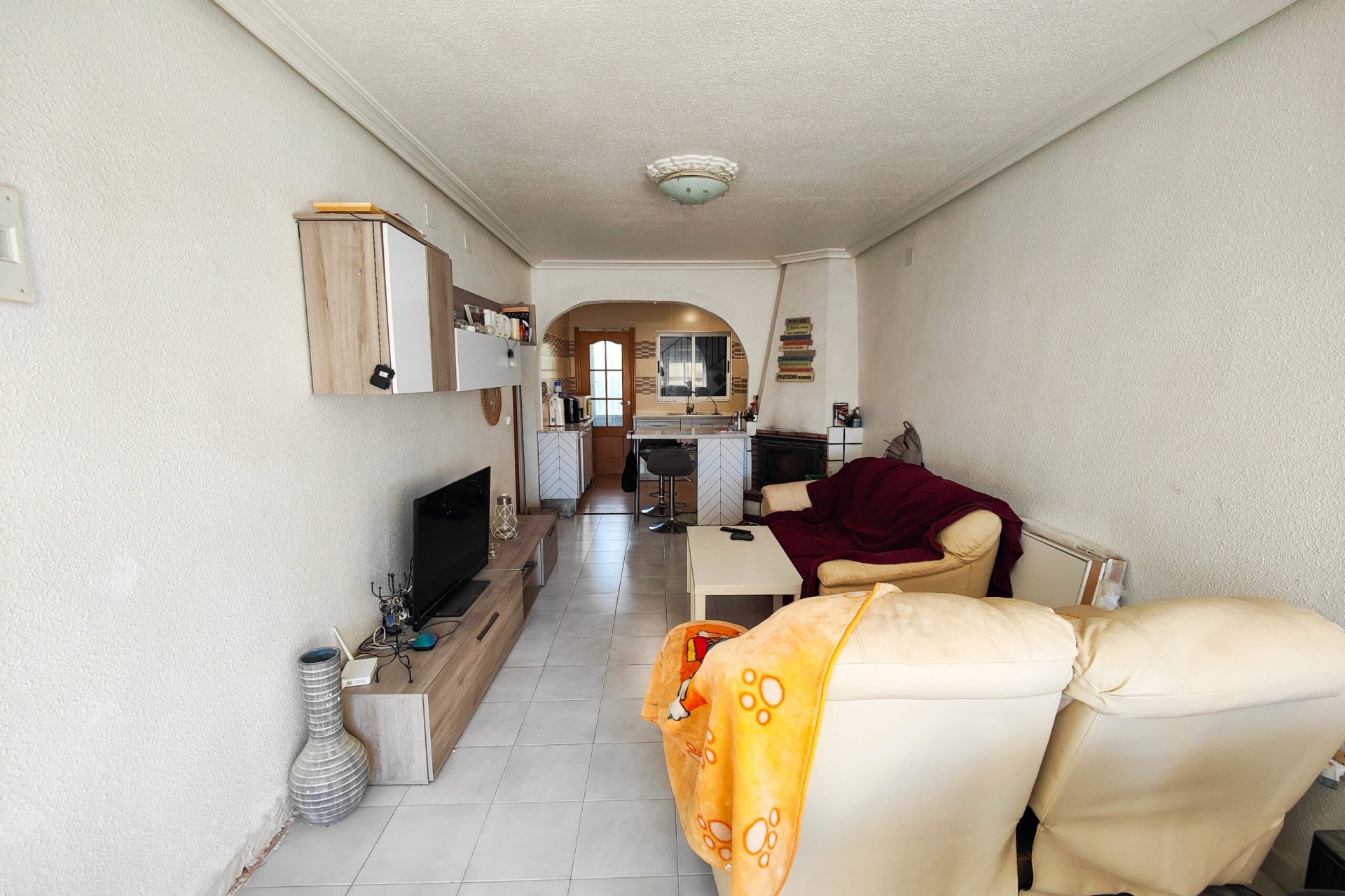 Resale - Townhouse -
San Miguel - San Miguel de Salinas